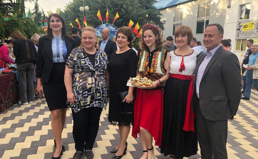 Екатерина Алтабаева вручила Благодарности Председателя СФ жителям Балаклавы