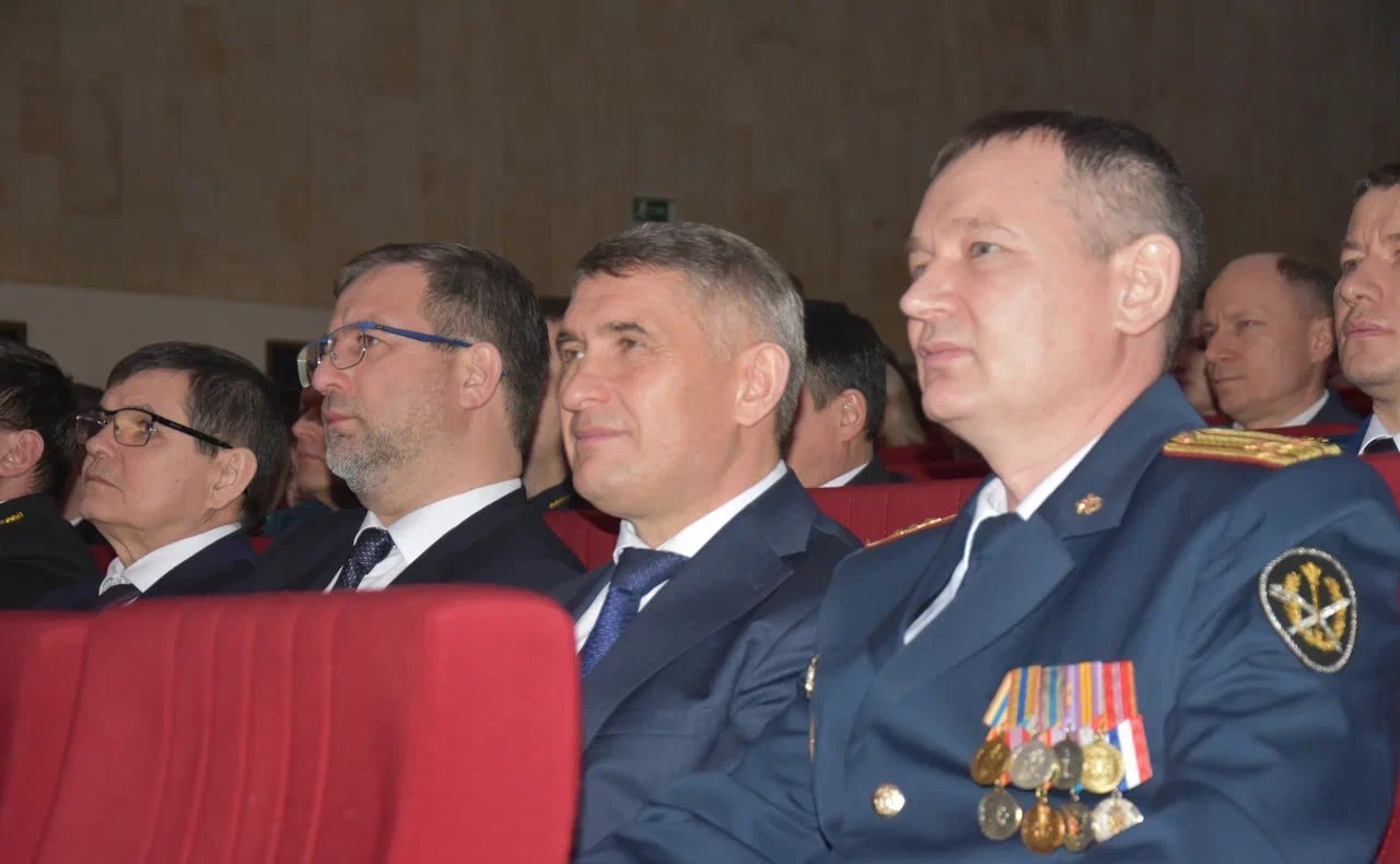 Николай Владимиров поздравил УФСИН России по Чувашии со 145-летием службы и с их профессиональным праздником