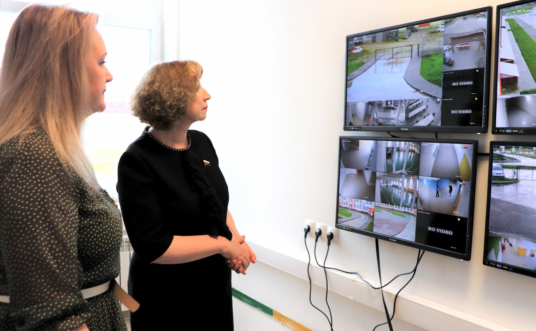 Римма Галушина посетила новую школу в Нарьян-Маре