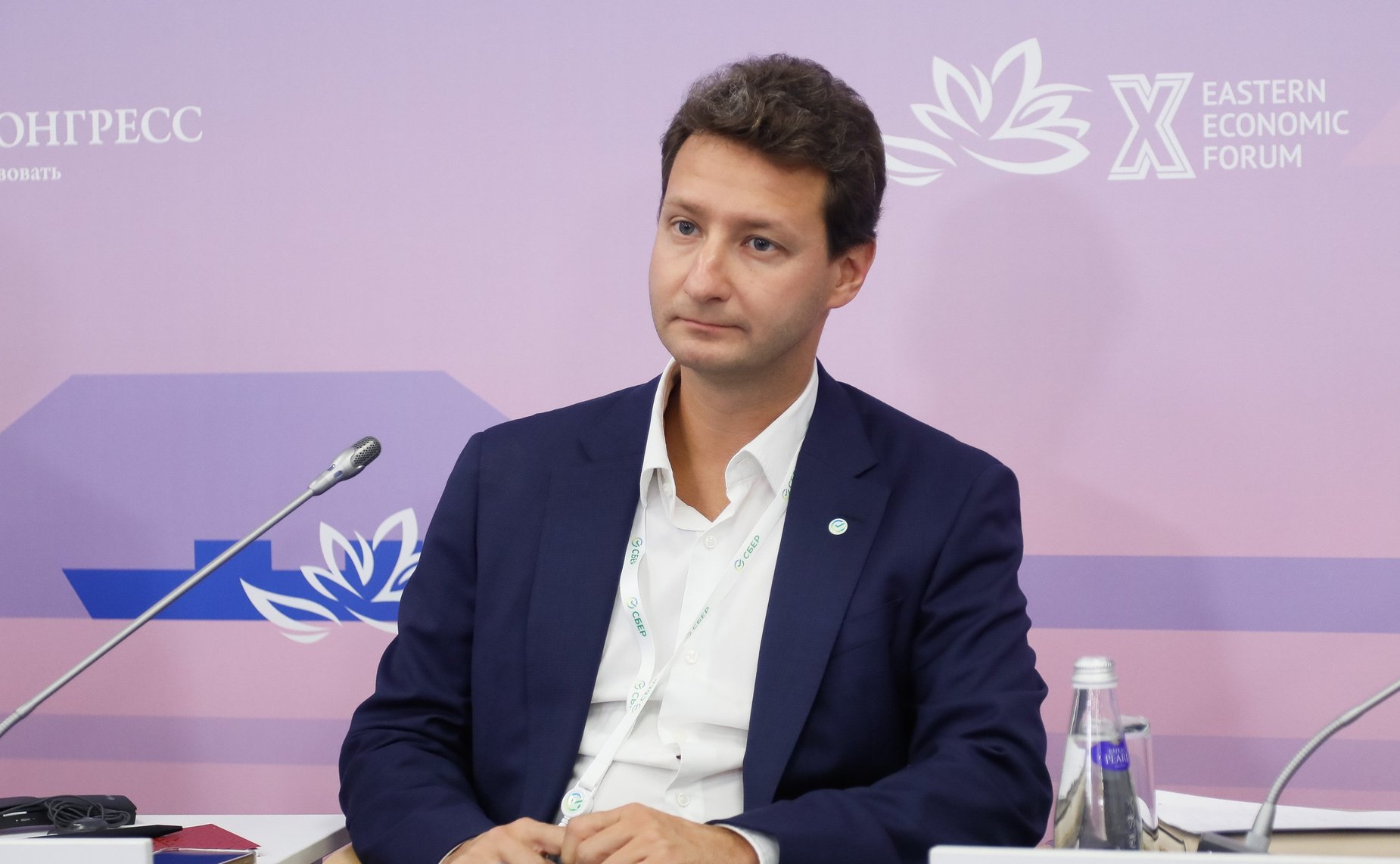 Сессия «ИИ и креативная конкуренция: как защищать авторов и поощрять генеративные коллаборации». X Восточный экономический форум