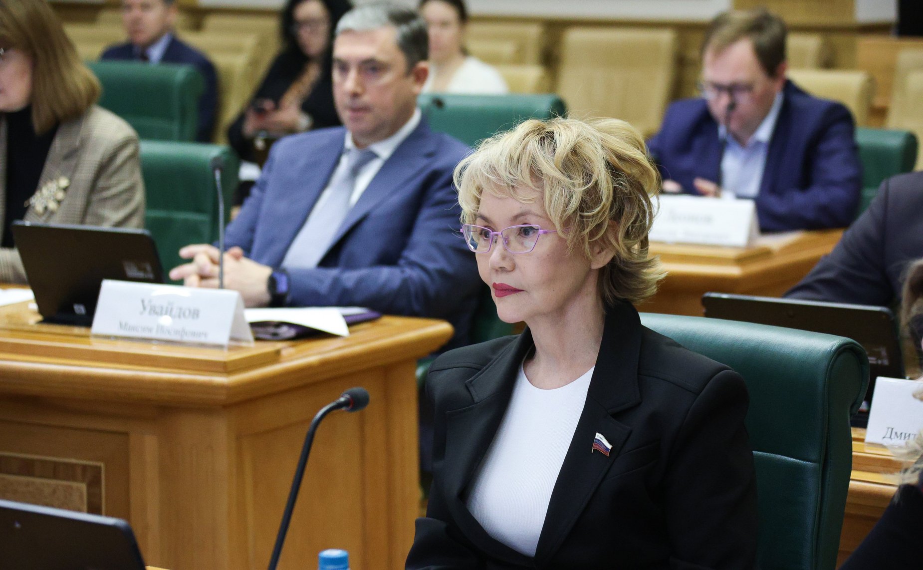 Дина Оюн