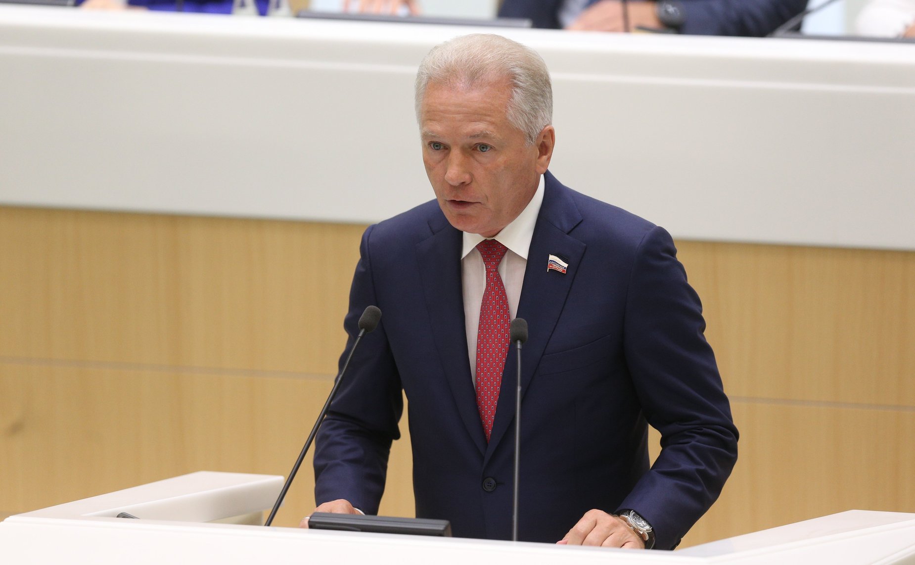 Валерий Пономарев