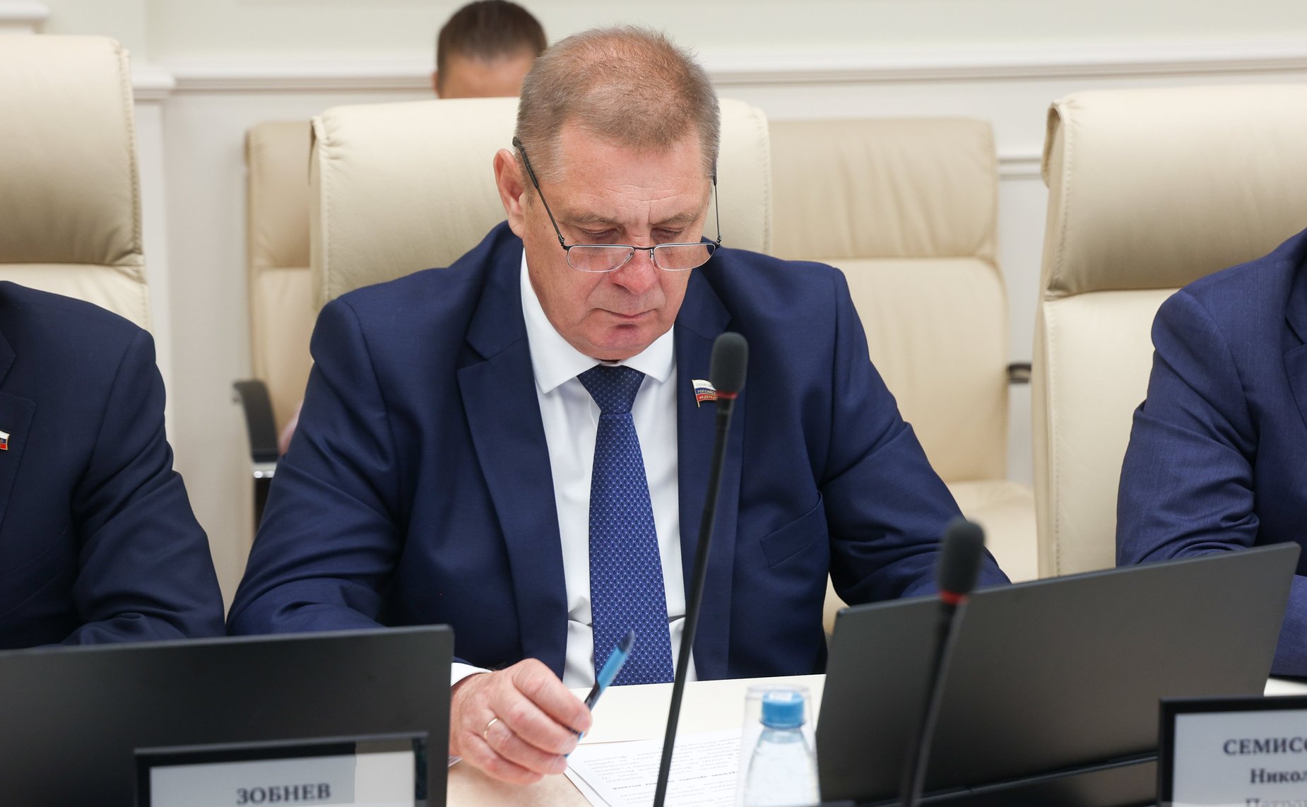 Николай Семисотов