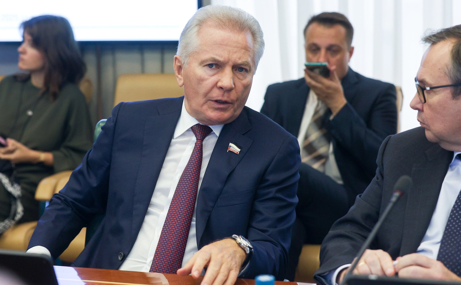 Валерий Пономарев