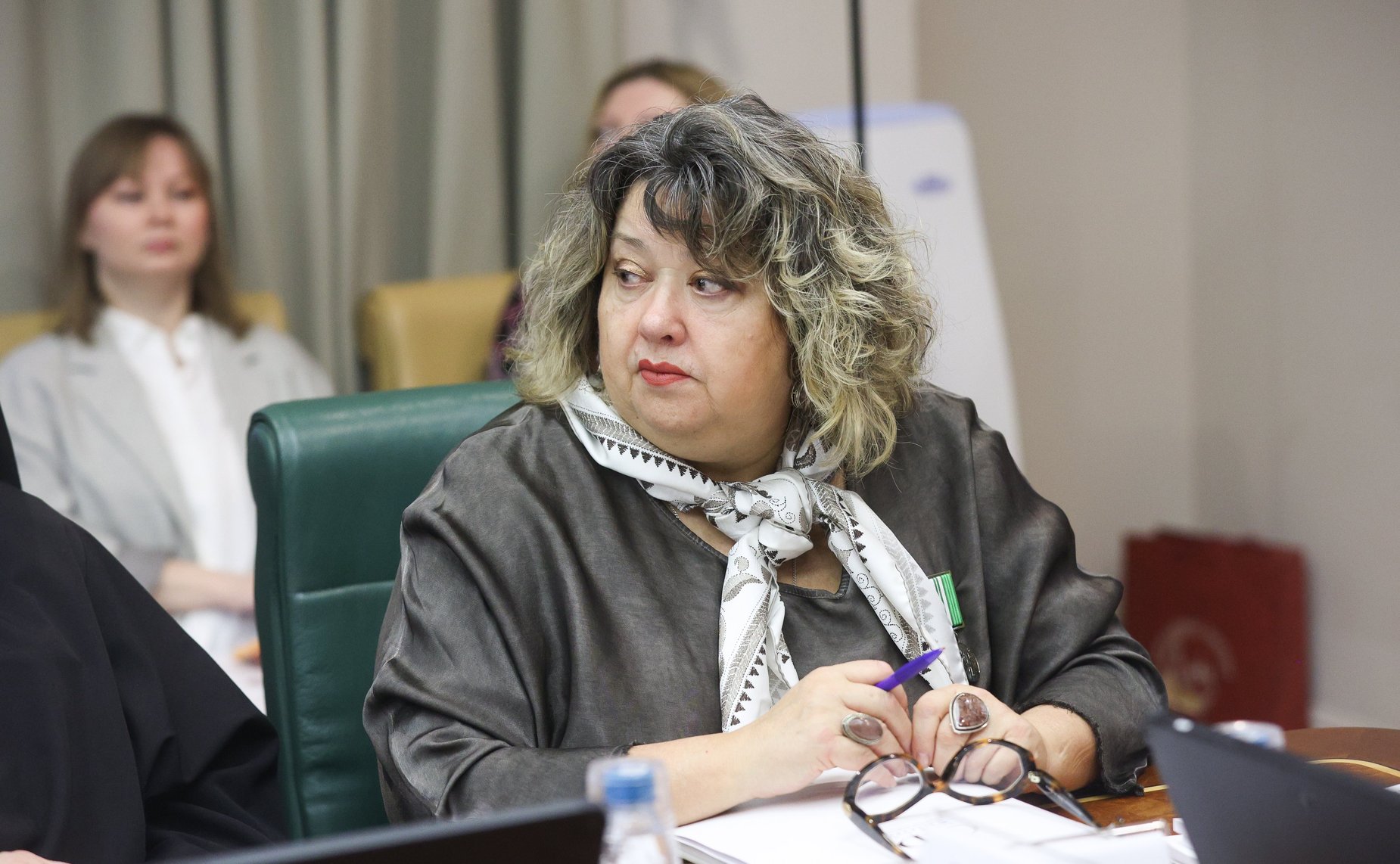 Круглый стол «Становление современной общественно-государственной модели воспитания гражданина и патриота (анализ опыта взаимодействия государственных и религиозных институтов)» (в рамках XIV Рождественских парламентских встреч)