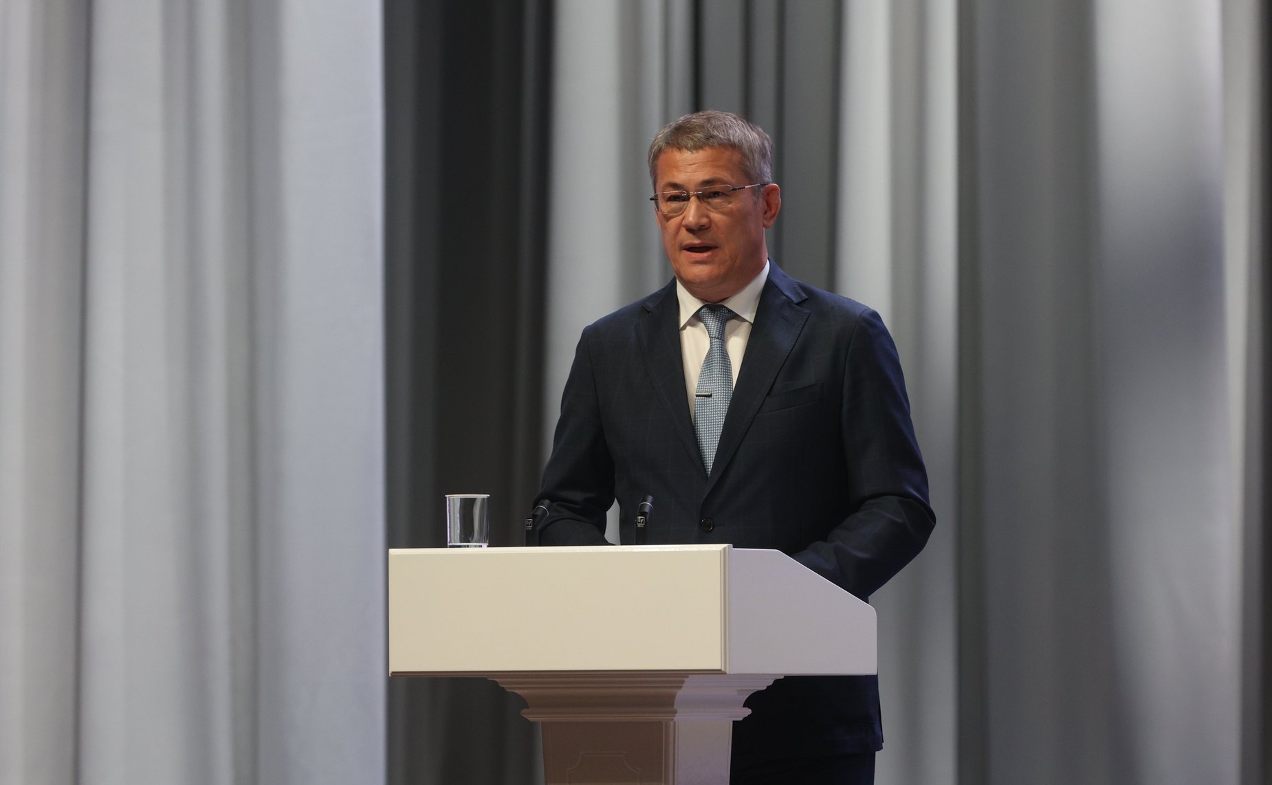 Пленарное заседание Девятого форума регионов Беларуси и России