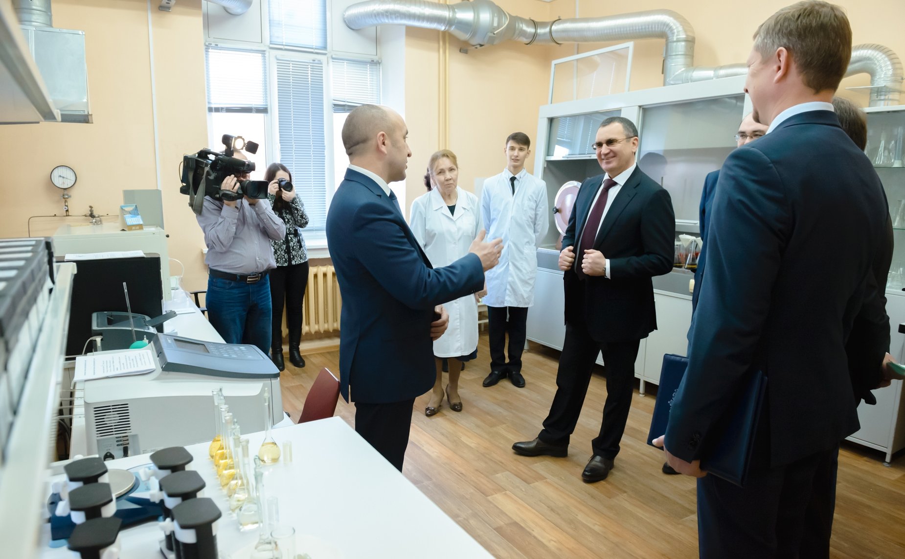 Посещение испытательного лабораторного центра академии