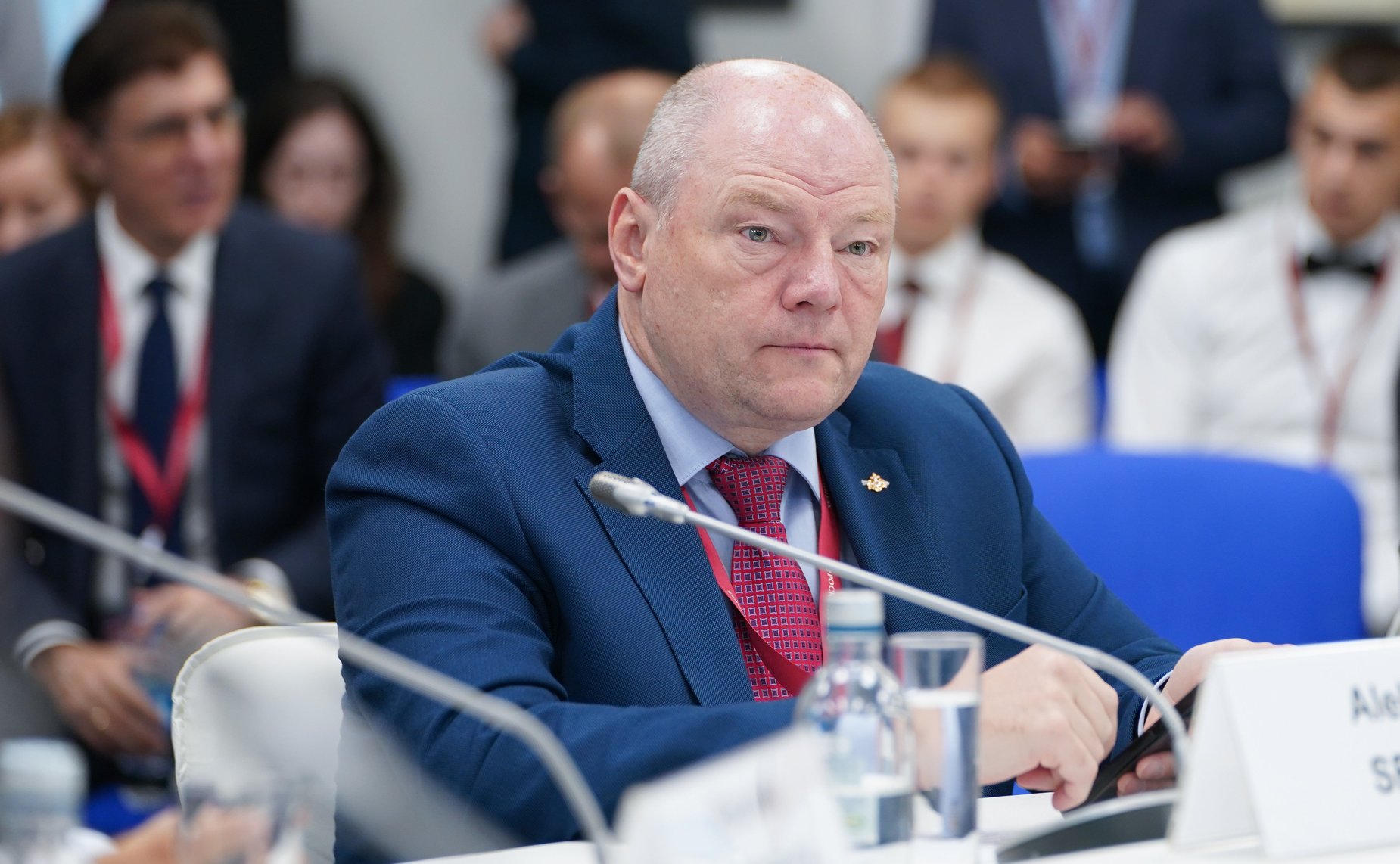 Сессия «Поддержка и защита бизнеса в цифровой сфере: правовые ориентиры Дальнего Востока». Сенаторы принимают участие в VIII Восточном экономическом форуме