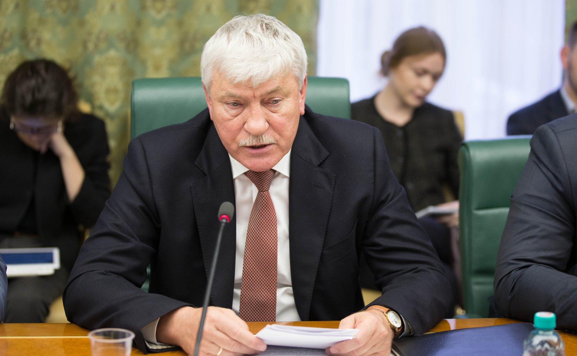 В. Василенко