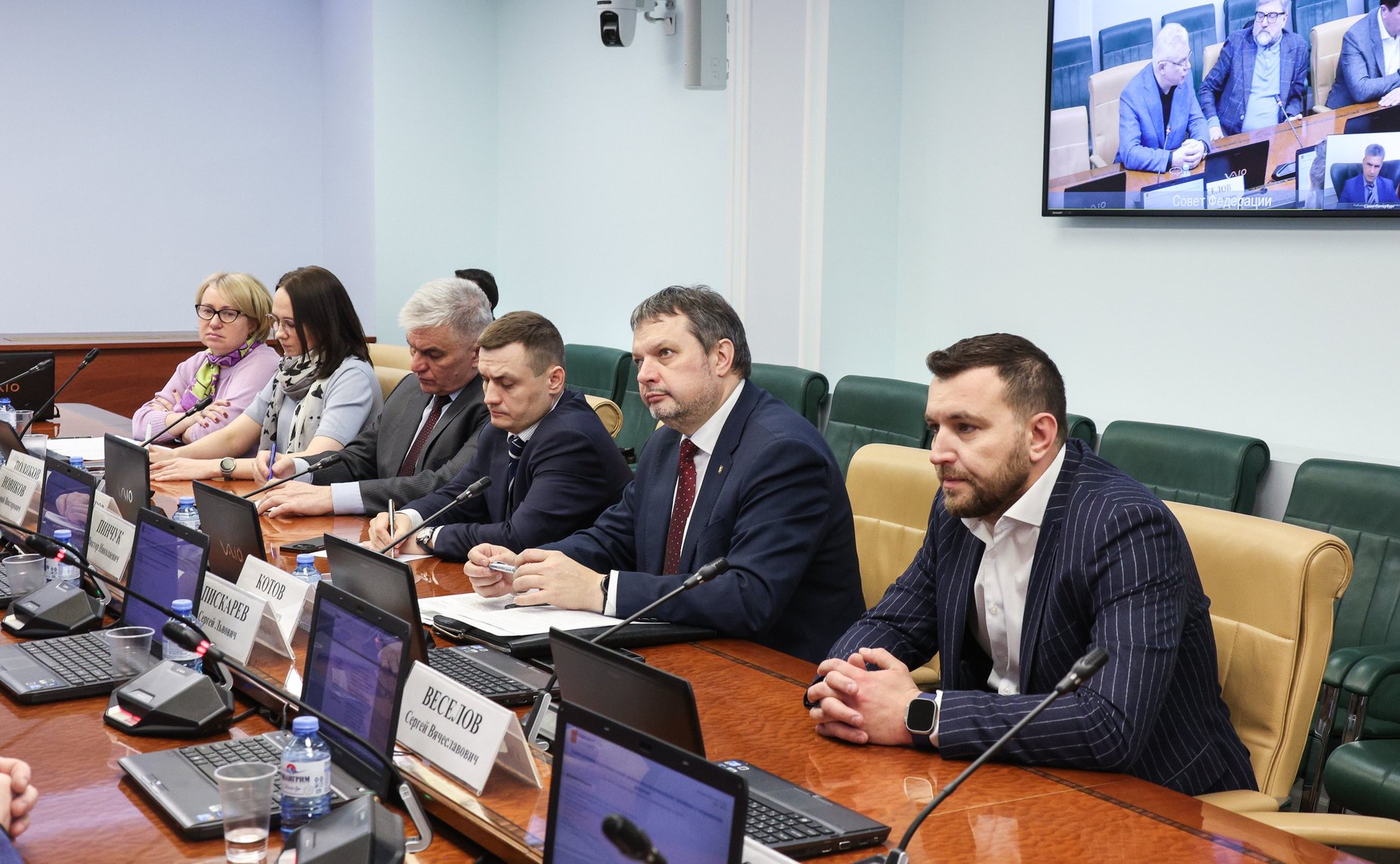 Круглый стол Комитет СФ по экономической политике