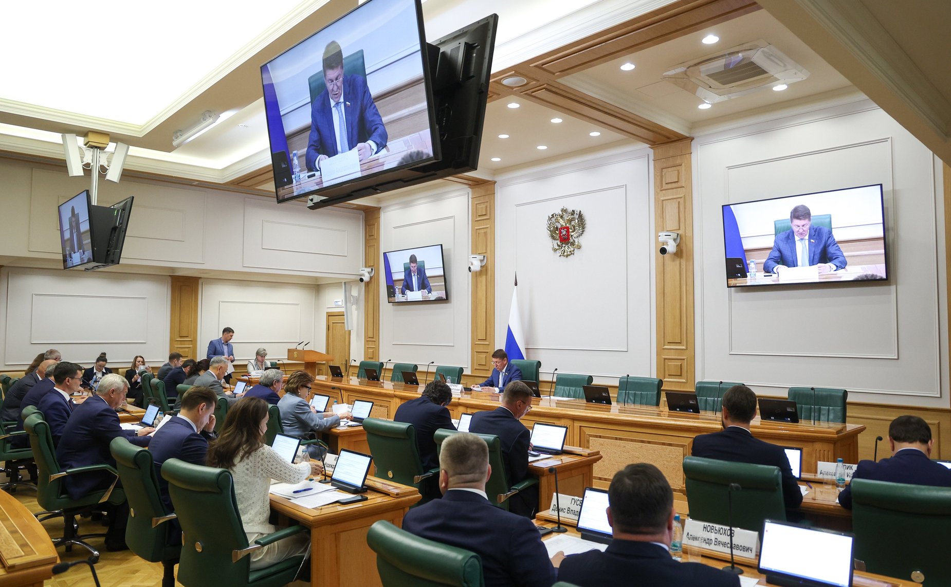 Заседание Комитета Совета Федерации по федеративному устройству, региональной политике, местному самоуправлению и делам Севера