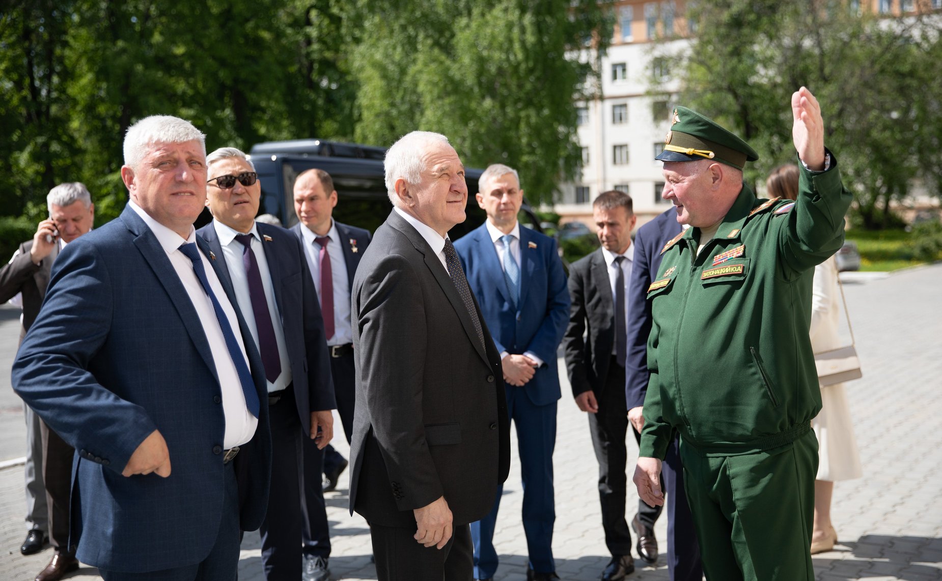 В рамках выездного заседания Комитета СФ по обороне и безопасности сенаторы посетили Екатеринбургское суворовское военное училище)