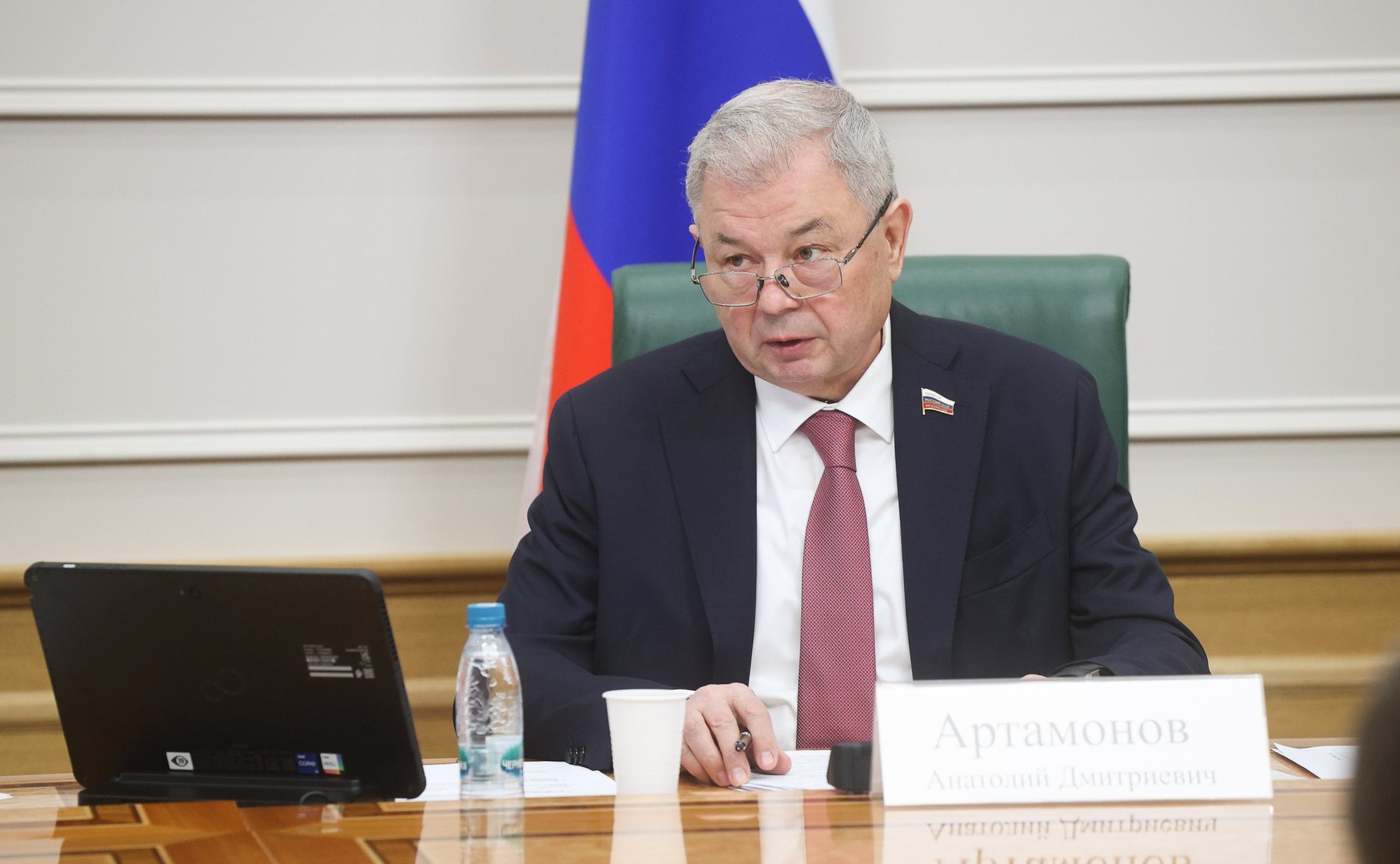 Анатолий Артамонов