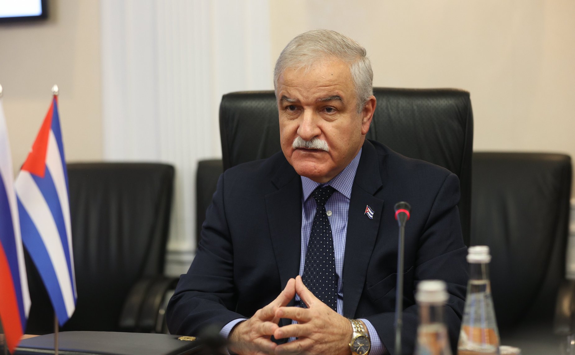 Константин Косачев провел встречу с Чрезвычайным и Полномочным Послом Республики Куба в РФ Хулио Антонио Гармендией Пеньей