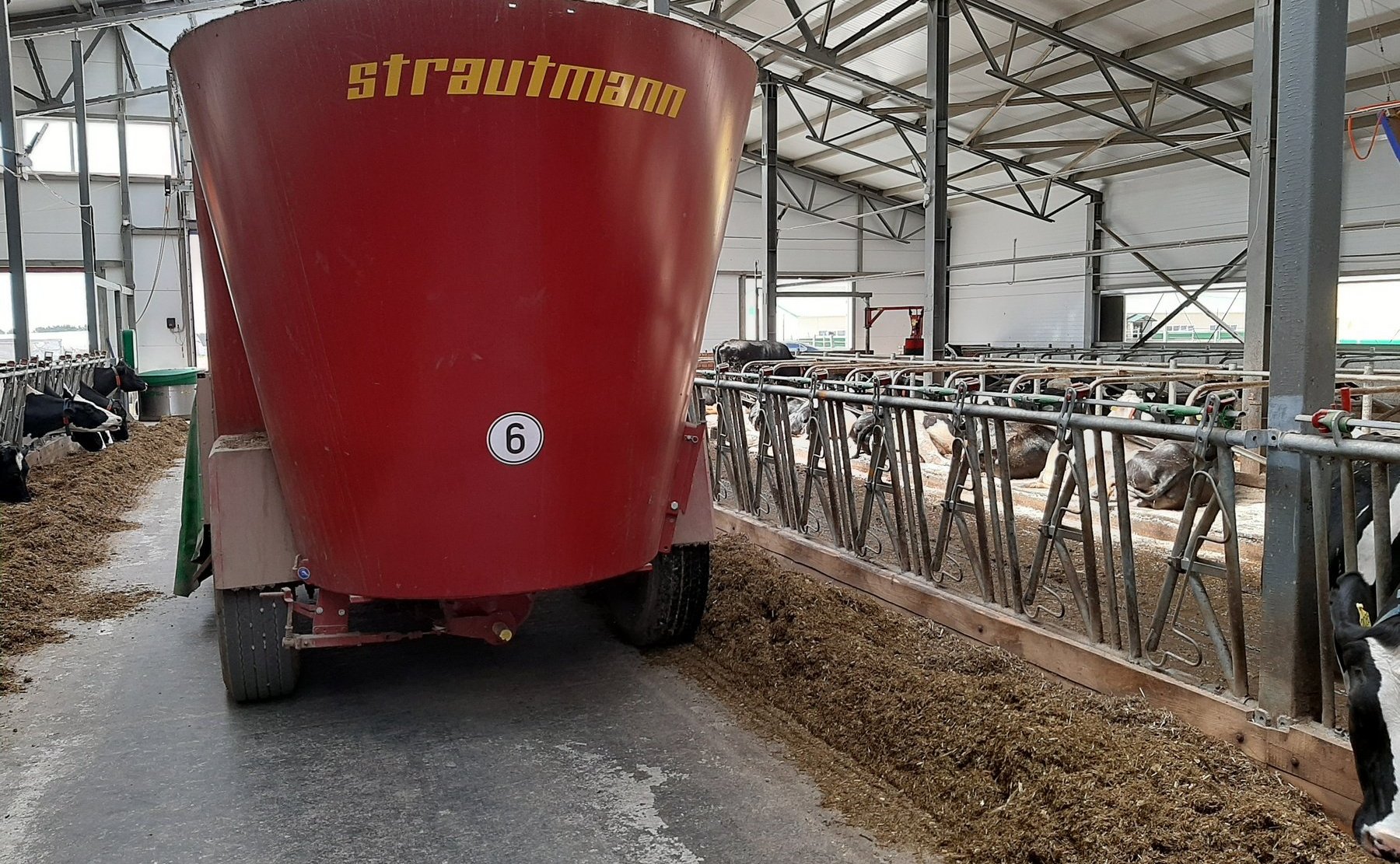 Сергей Мартынов ознакомился с работой одного из лидеров АПК Марий Эл