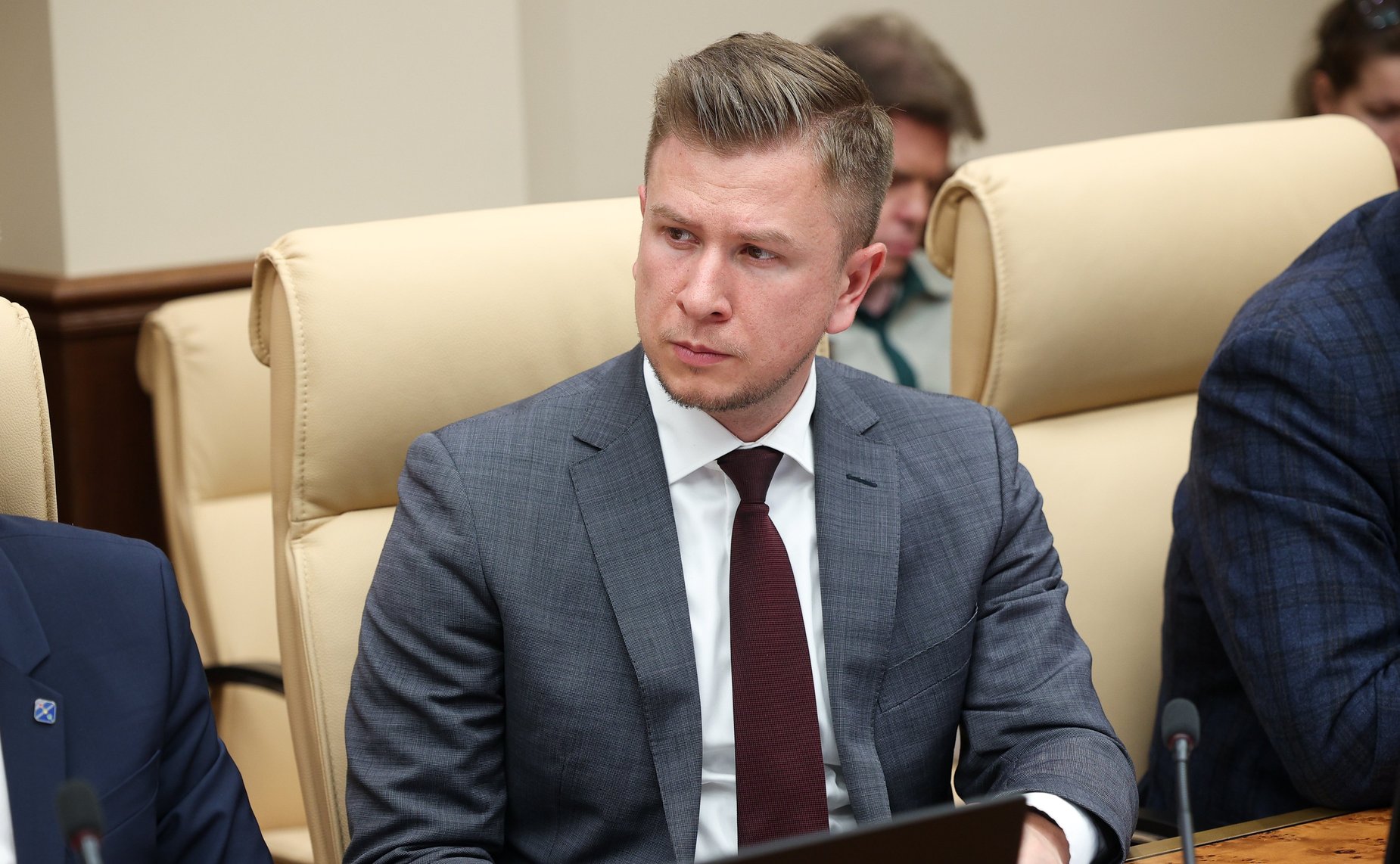 Круглый стол Комитета Совета Федерации по экономической политике «Применение беспилотных летательных аппаратов для фиксации нарушения правил дорожного движения»