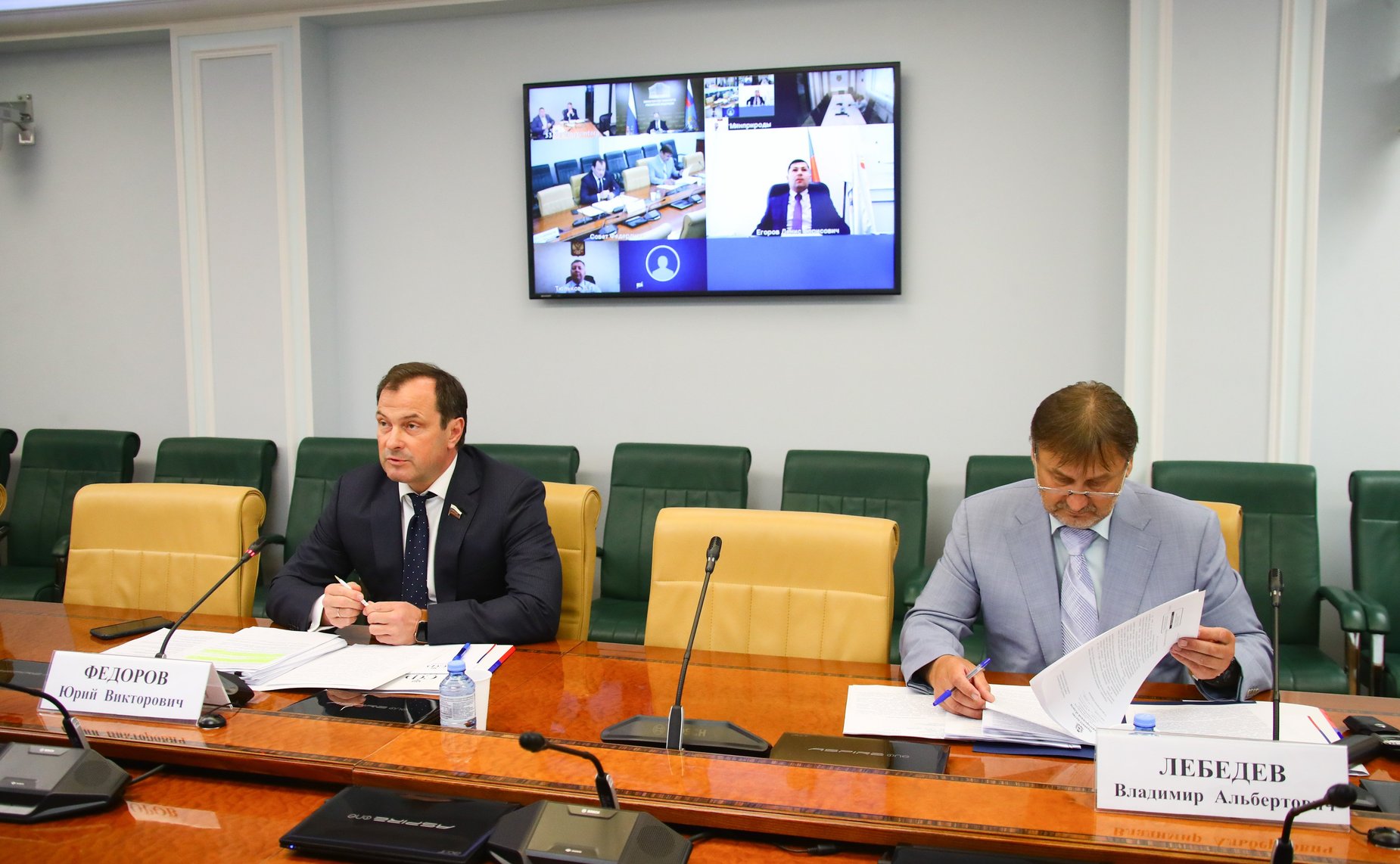 Совещание Комитета СФ по экономической политике на тему «Об обеспечении судоходства на нижнем бьефе Городецких шлюзов на реке Волге»