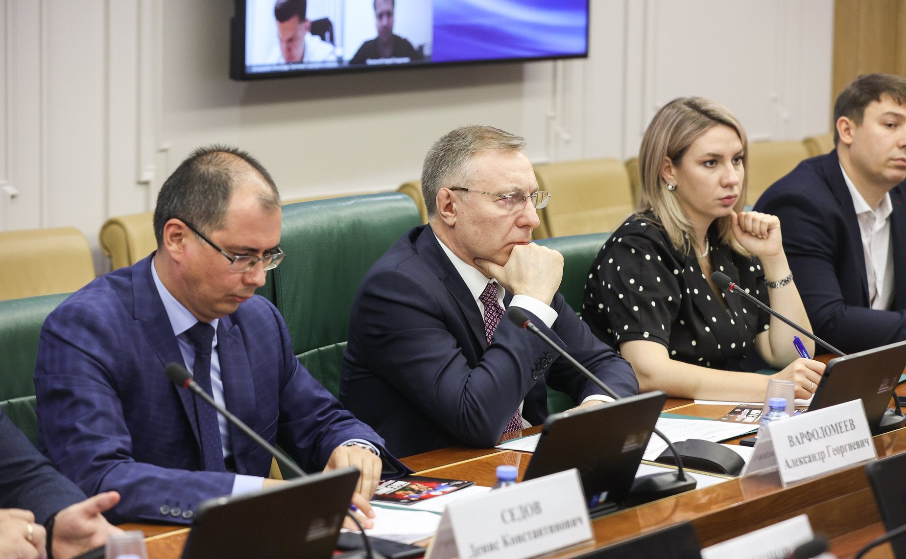 Встреча Палаты молодых законодателей при СФ с представителями общественных организаций