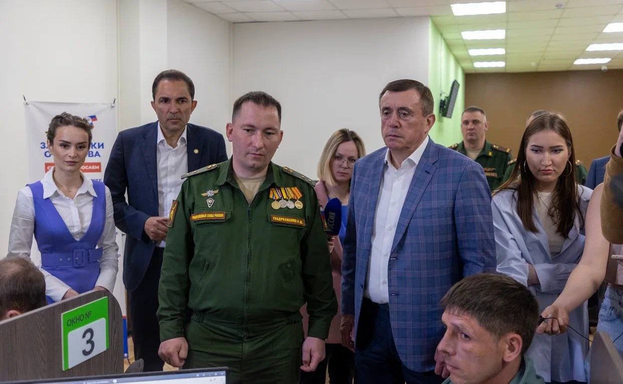 Андрей Хапочкин вместе с губернатором Валерием Лимаренко участвовали в открытии регионального филиала Государственного фонда поддержки участников специальной военной операции «Защитники Отечества»