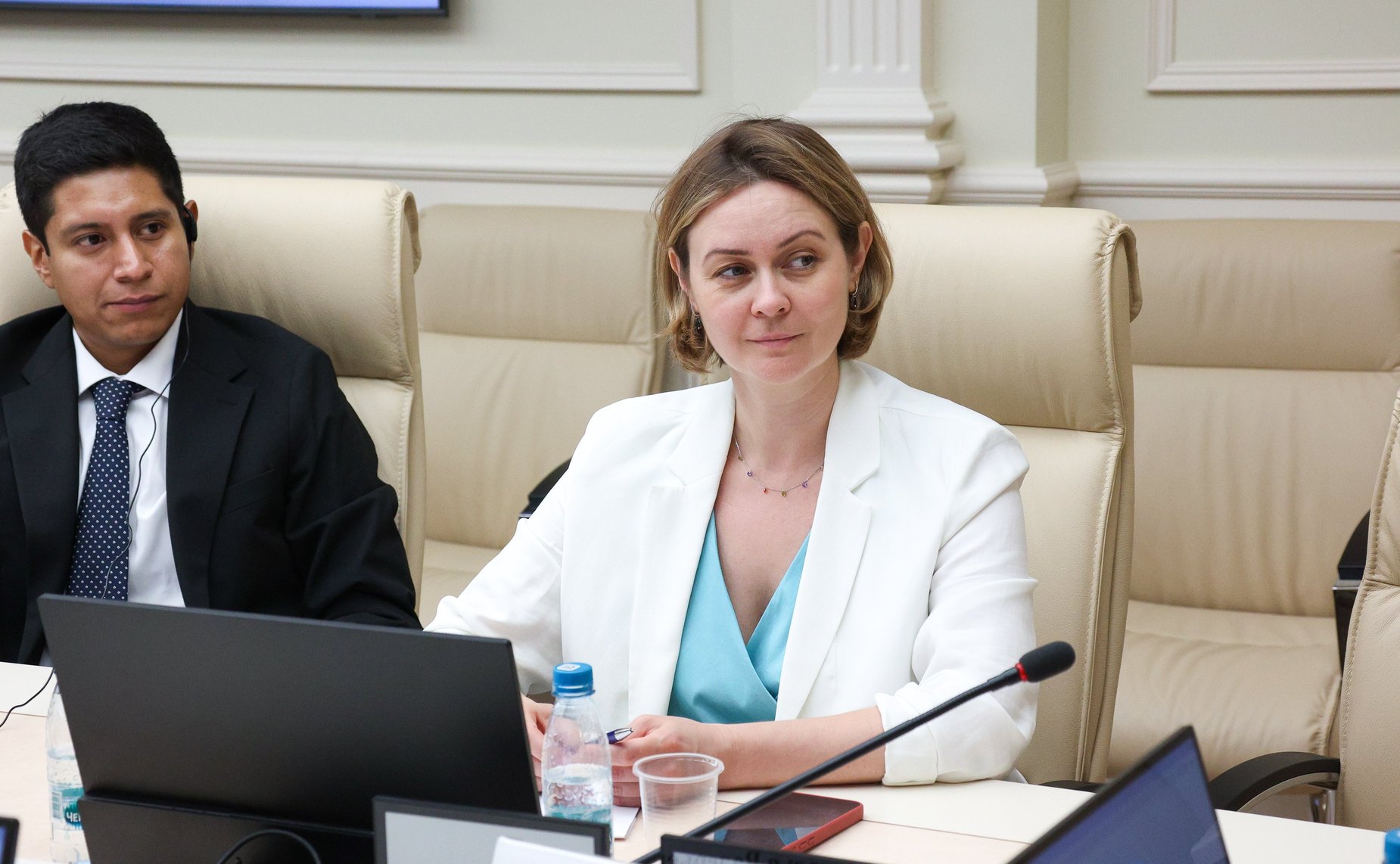 Встреча Андрея Денисова с делегацией молодых общественных и политических деятелей стран Латинской Америки в рамках программы публичной дипломатии Hablemos con Rusia («Поговорим с Россией»)
