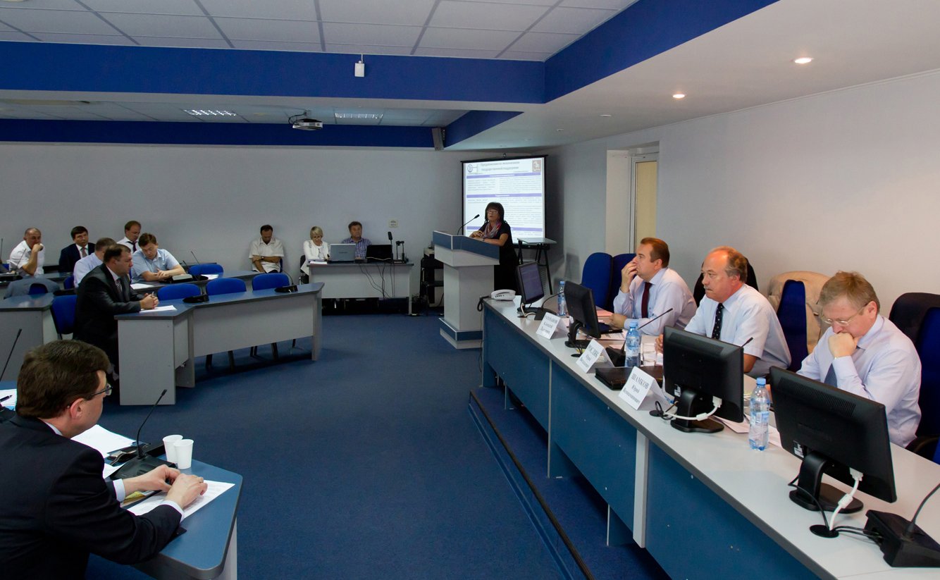 02-07 Круглый стол по теме: Проблемы развития с-х машиностроения 9