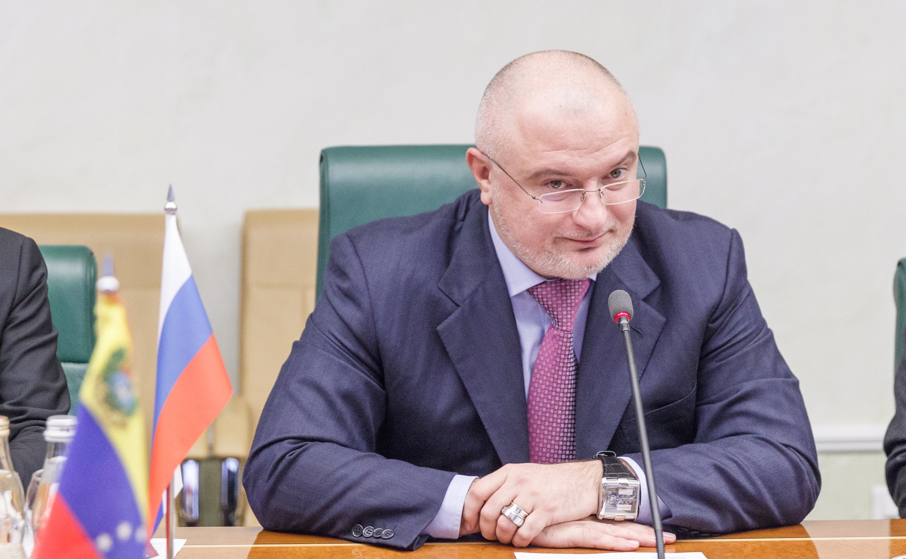 Встреча Андрея Клишаса с председателем группы дружбы «Венесуэла – Россия» Национальной Ассамблеи Боливарианской Республики Венесуэла Саулем Ортегой