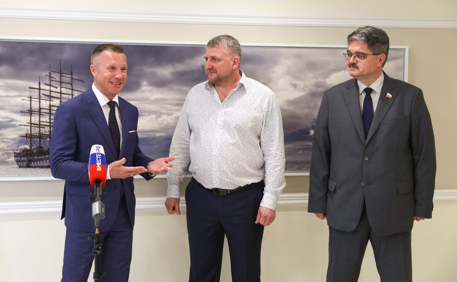 Открытие в Совете Федерации выставки творческих работ президента Международного союза художников-анималистов Сергея Ильинского-Акулова