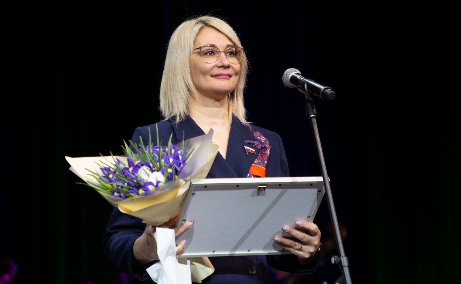 Наталия Косихина поздравила работников сферы культуры Ярославской области с профессиональным праздником – Днем работника культуры и вручила награды