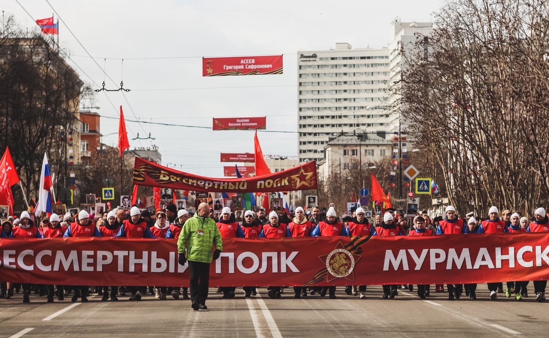 Татьяна Сахарова в рамках работы в регионе приняла участие в мероприятиях, посвященных 77-й годовщине Победы в Великой Отечественной войне