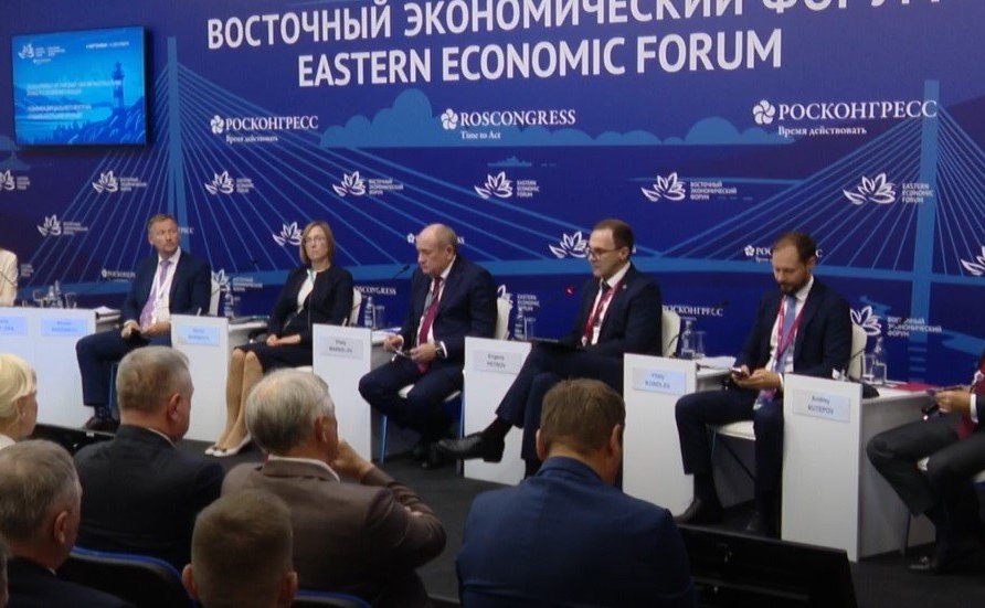 Сергей Михайлов принял участие в мероприятиях, состоявшихся во второй день проведения Восточного экономического форума