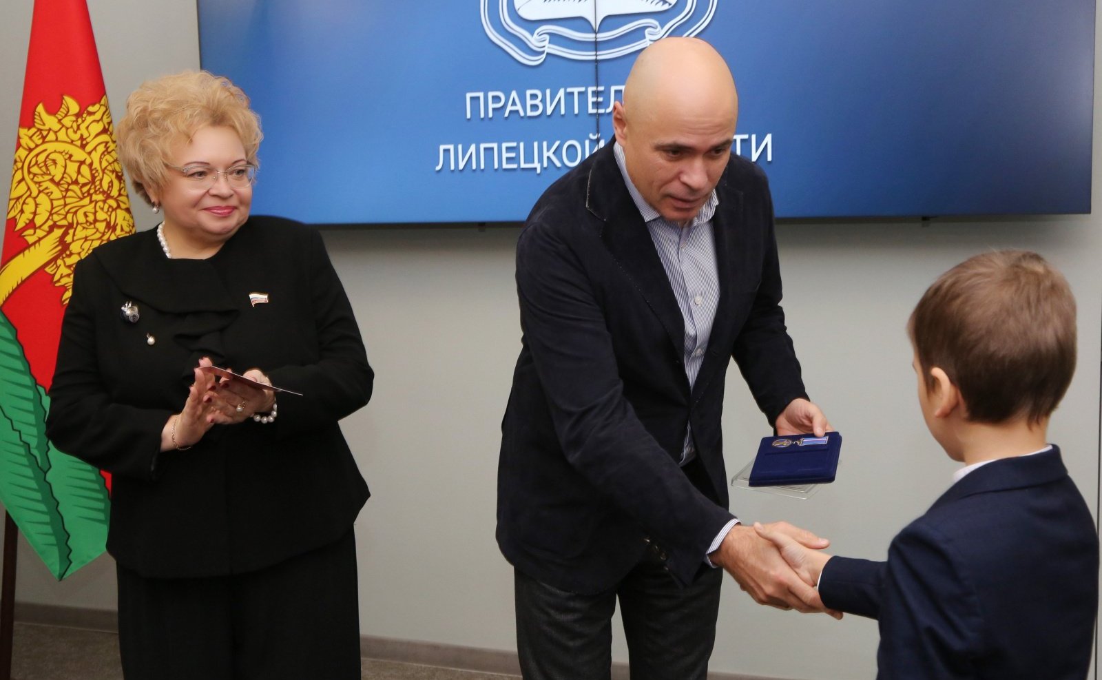 Оксана Хлякина вручила в Липецке детям-героям награды «За проявленное мужество»