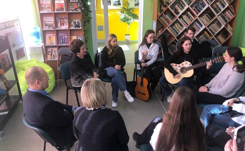 Екатерина Алтабаева приняла участие в значимом событии для библиотечной системы Севастополя – встрече, посвященной 140-летию писателя-сатирика, редактора журнала «Сатирикон» Аркадия Аверченко