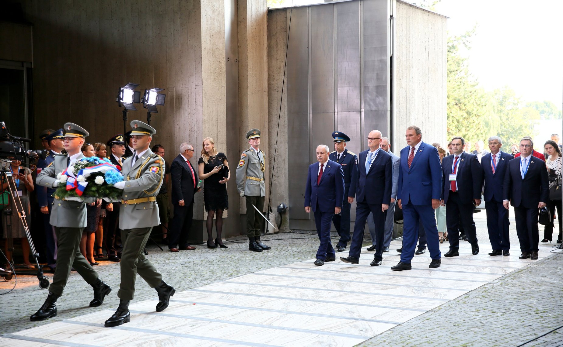 Делегация Совета Федерации приняла участие в праздничных мероприятиях по случаю 75-й годовщины Словацкого национального восстания
