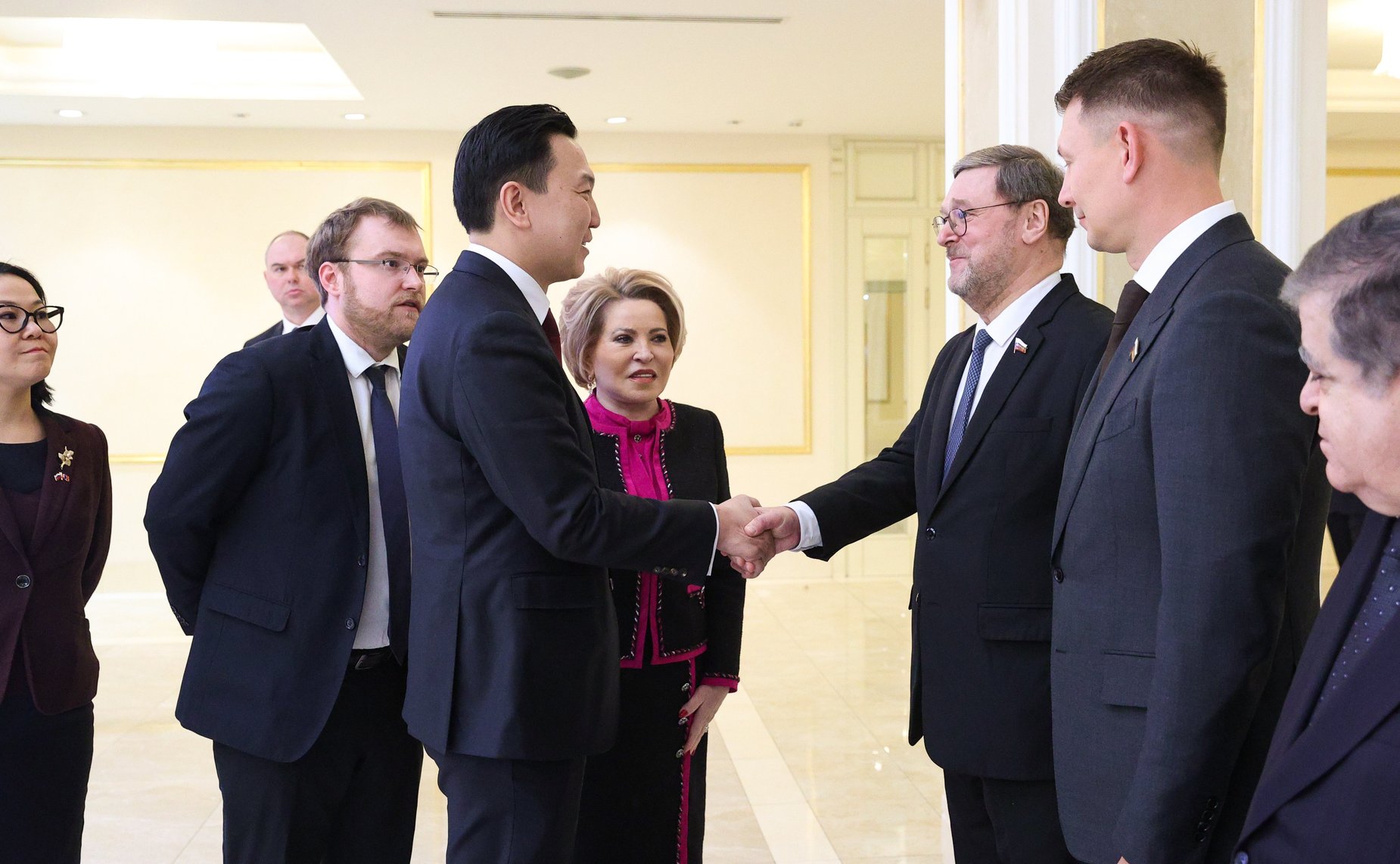 Валентина Матвиенко провела встречу с Председателем Великого Государственного Хурала Монголии Ням-Осорын Учралом