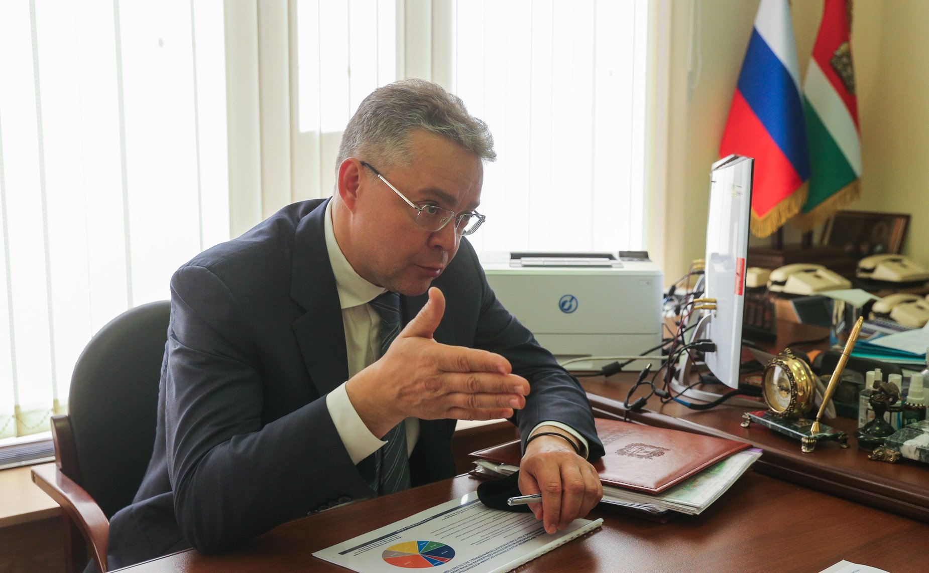 Анатолий Артамонов провел рабочую встречу с Владимиром Владимировым