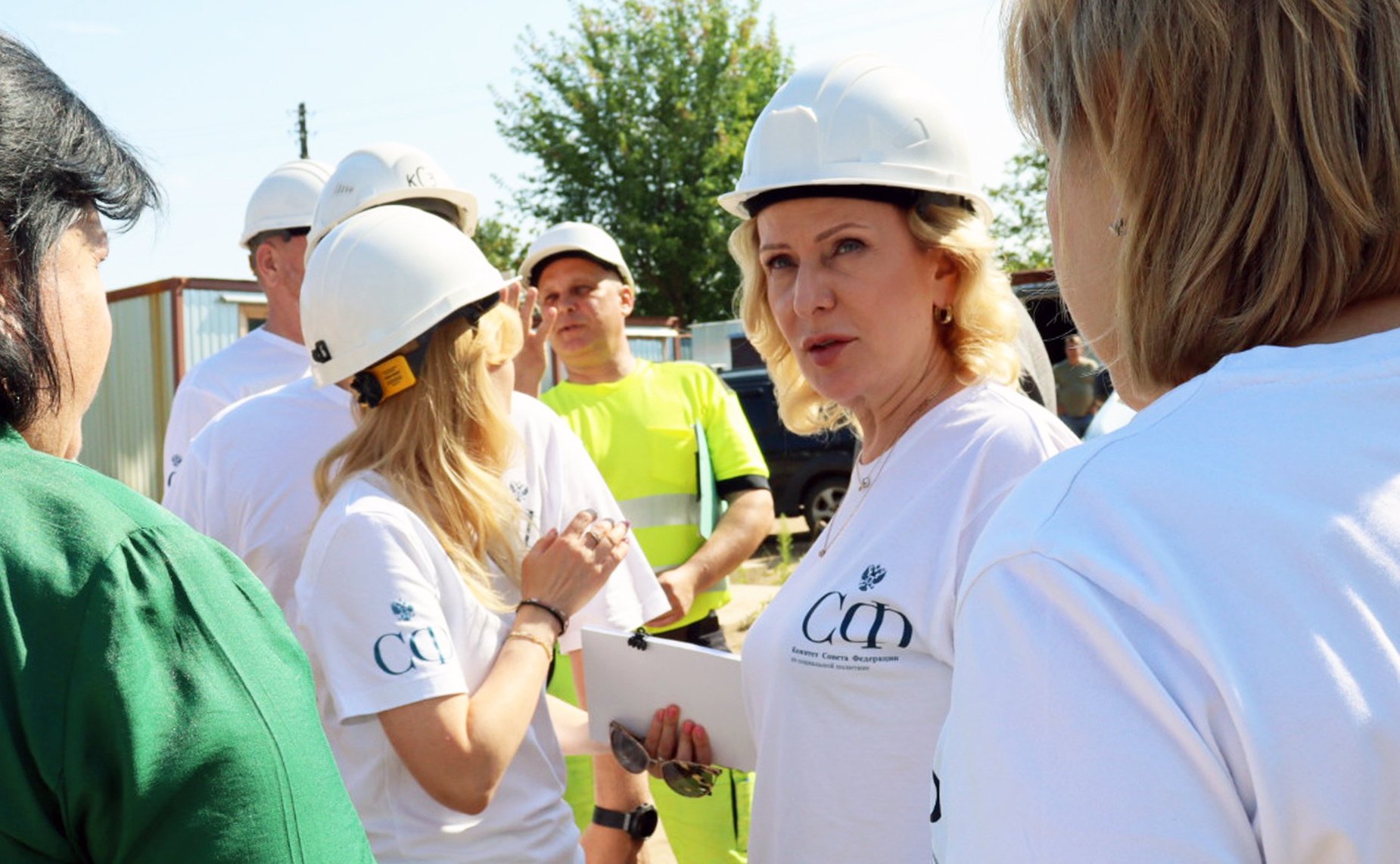 Сенаторы посетили строящейся лечебно-диагностический корпус Костромской областной детской больницы