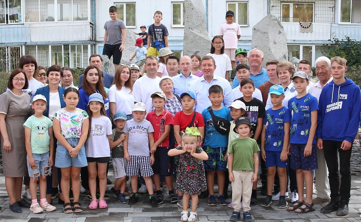 Открытие обновленного сквера «Сад камней» в центре Горно-Алтайска