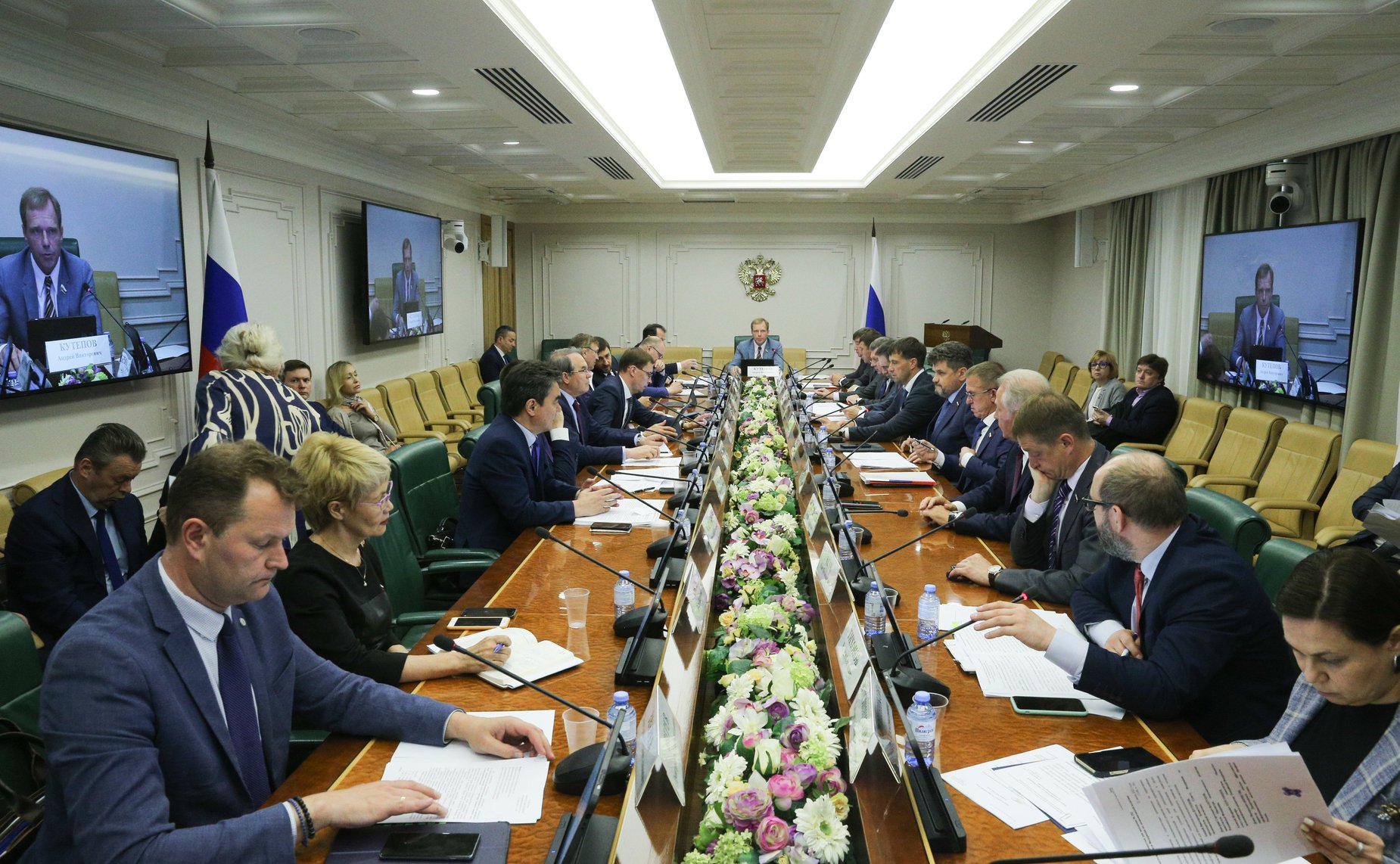 Заседание Комитета СФ по экономической политике