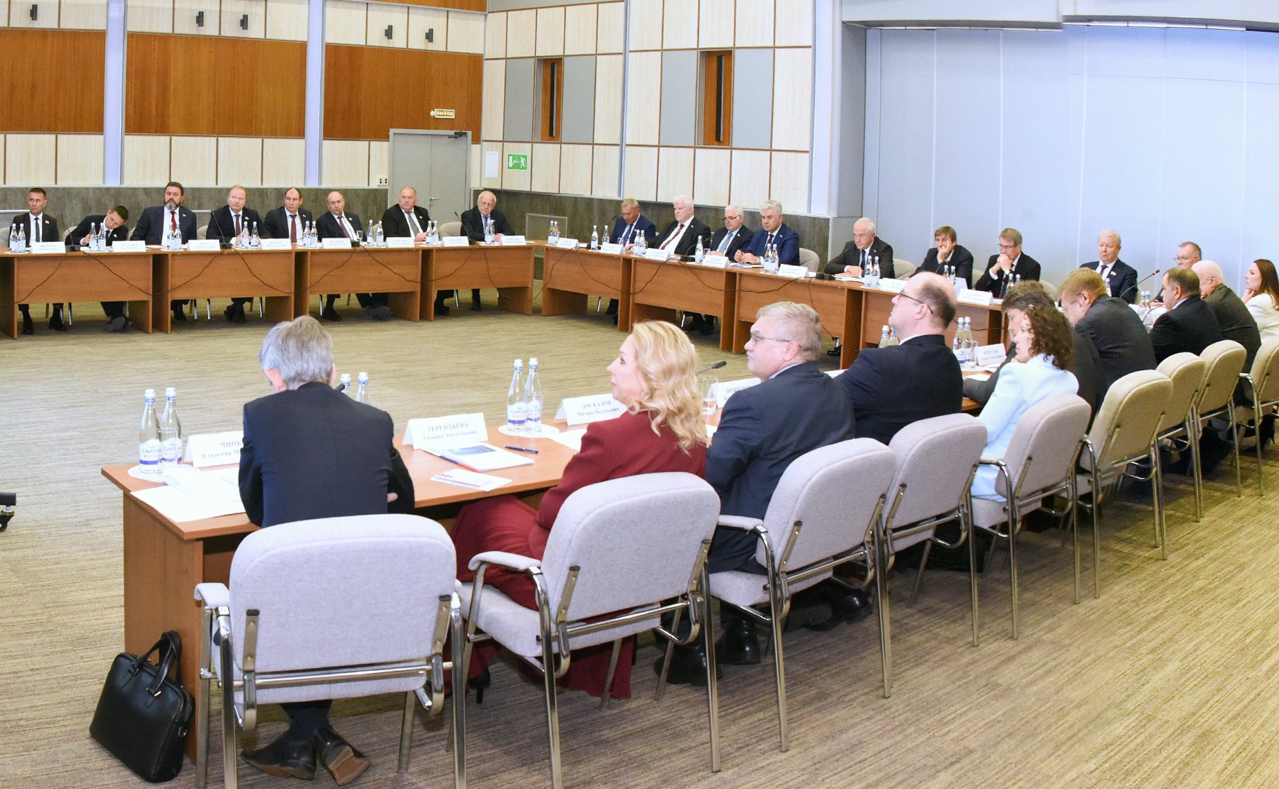 Выездное заседание Комитета СФ по обороне и безопасности на тему развития фундаментальной науки и ее роли в укреплении обороноспособности страны