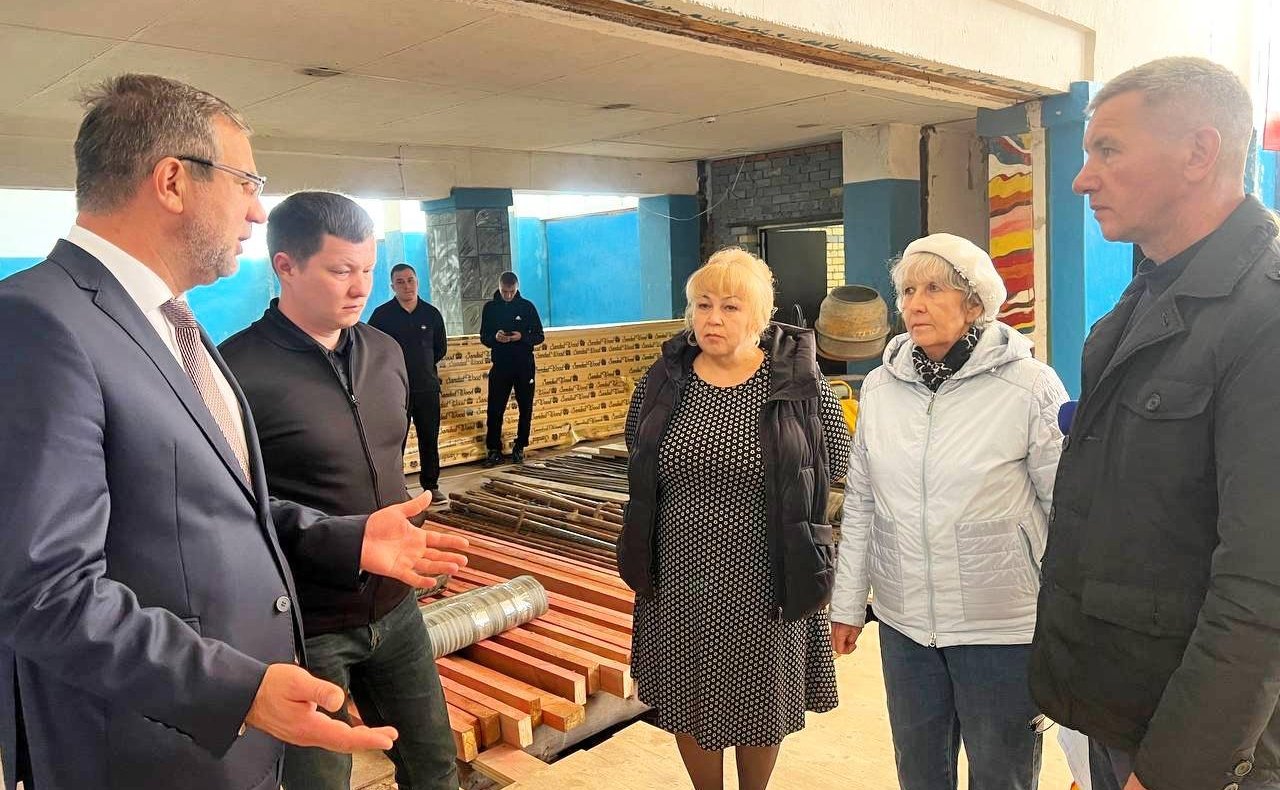 Николай Владимиров проинспектировал объекты культуры, которые строятся и модернизируются в Урмарском муниципальном округе