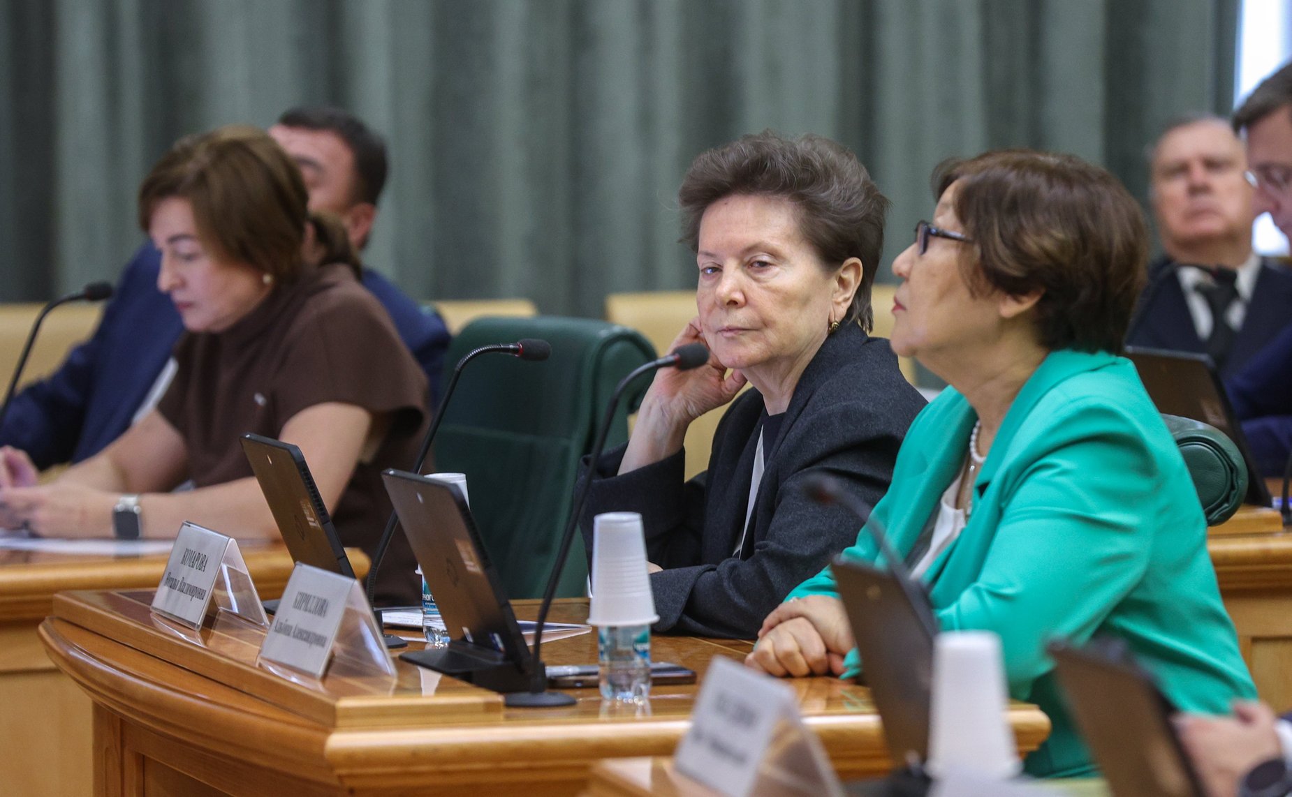 Заседание Комитета Совета Федерации по науке, образованию и культуре «О развитии в ХМАО-Югре инфраструктуры в сферах культуры, образования и науки»