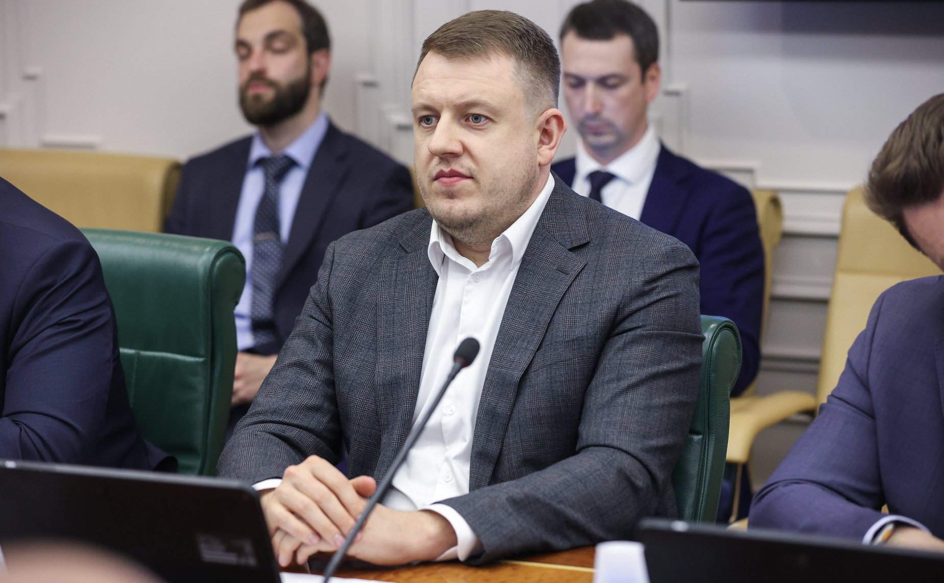 Круглый стол Комитета Совета Федерации по экономической политике на тему «О мерах по развитию использования электротранспортных средств и созданию необходимой инфраструктуры»