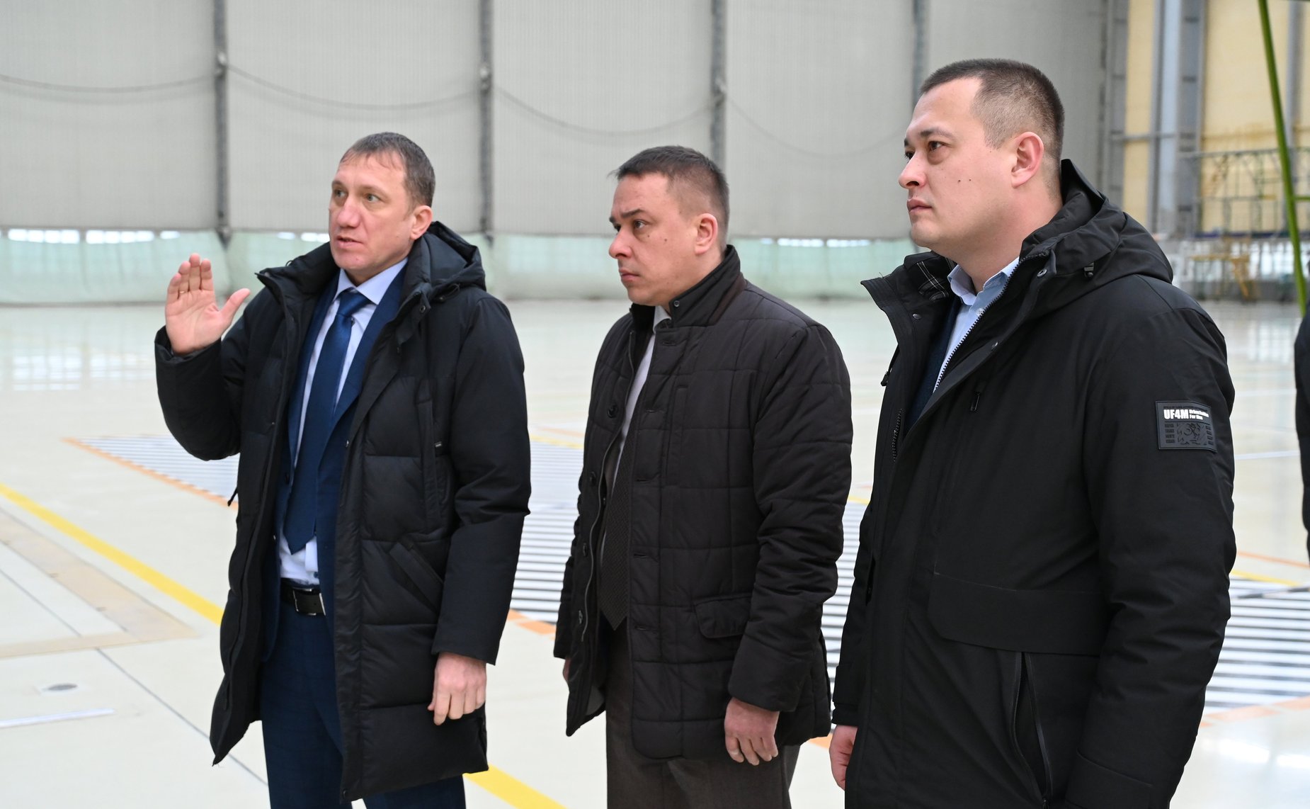 Айрат Гибатдинов в ходе поездки в регион посетил авиастроительный завод