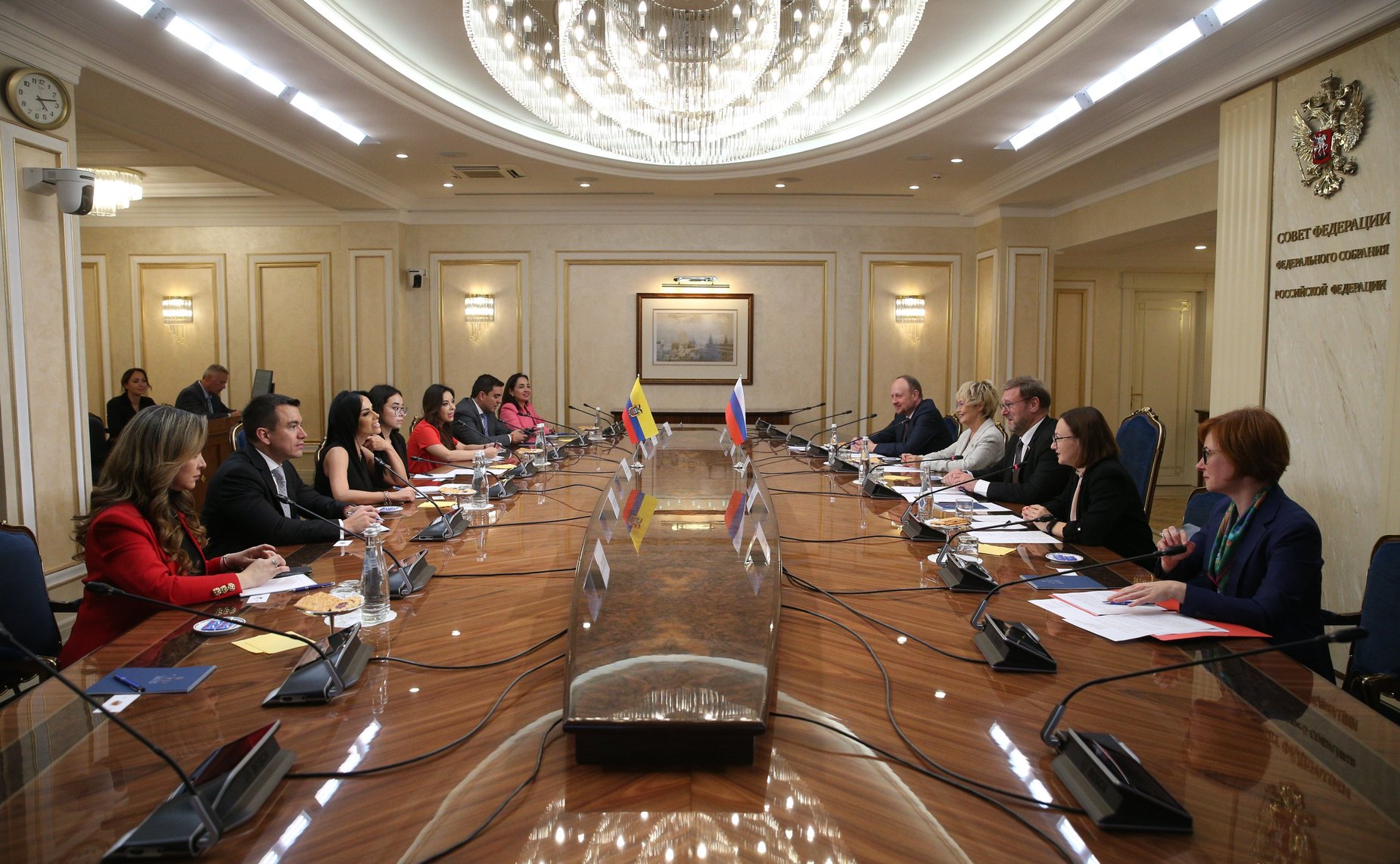 Константин Косачев провел встречу с первым заместителем Председателя Национальной ассамблеи Республики Эквадор Марселой Присцилой Ольгин Наранхо