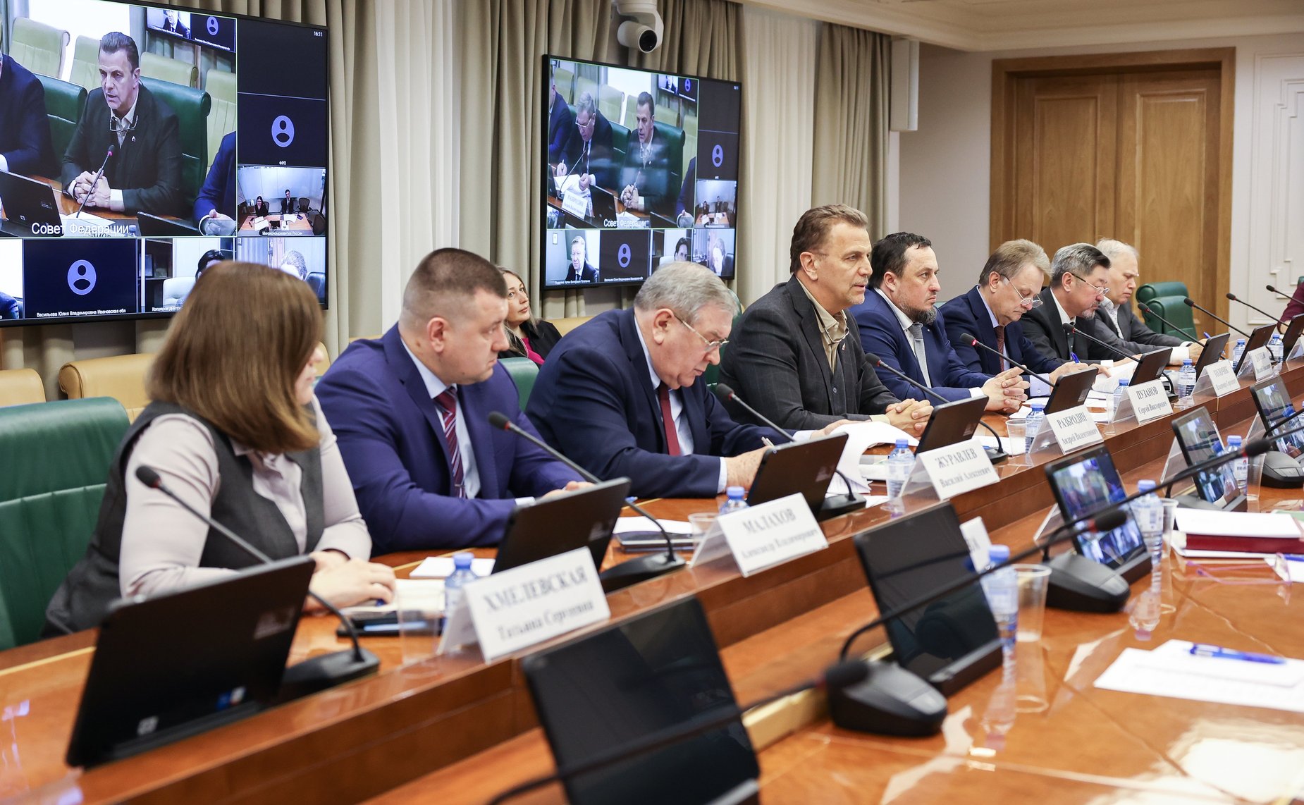 Круглый стол Комитета СФ по экономической политике