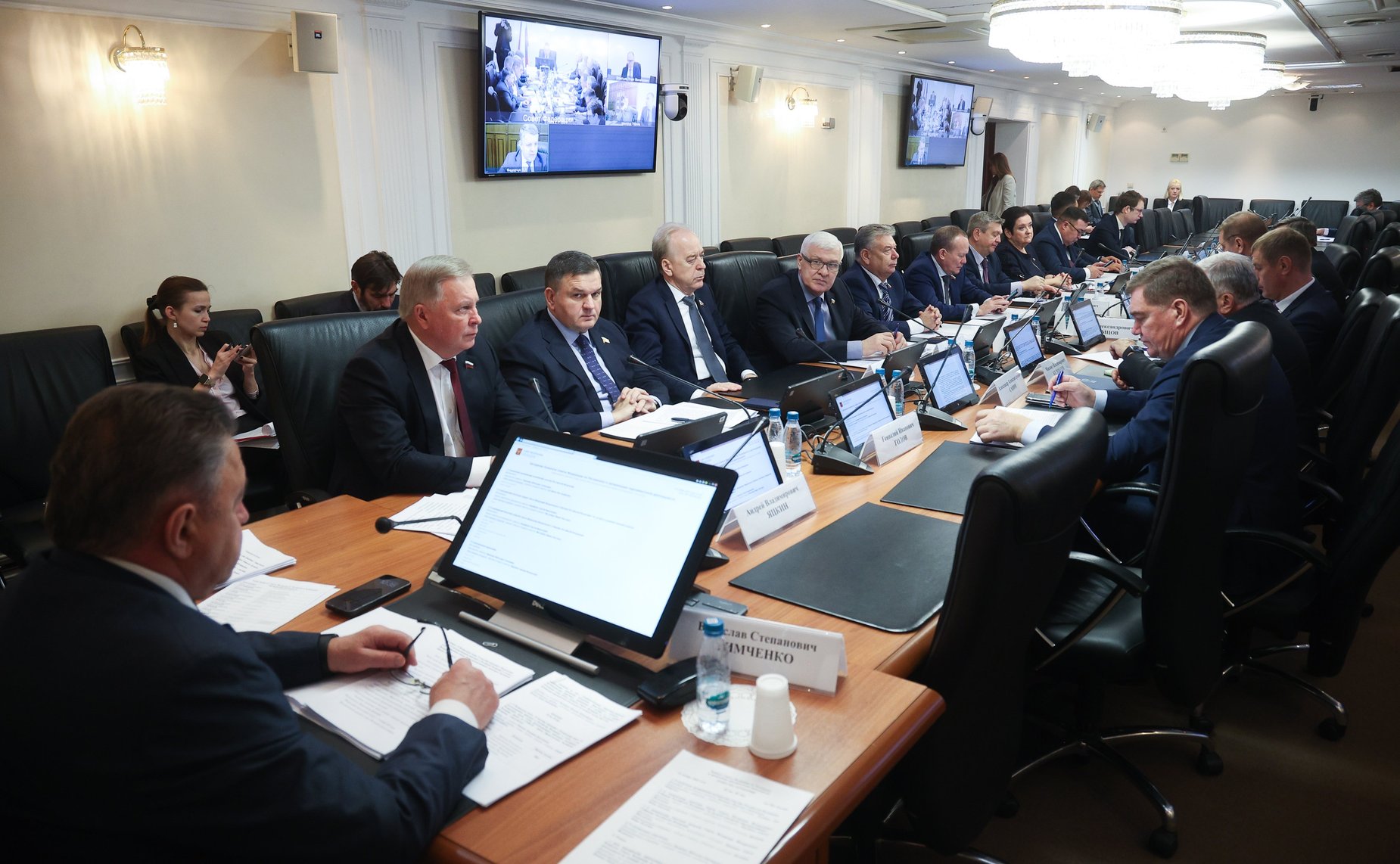 Заседание Комитета Совета Федерации по Регламенту и организации парламентской деятельности