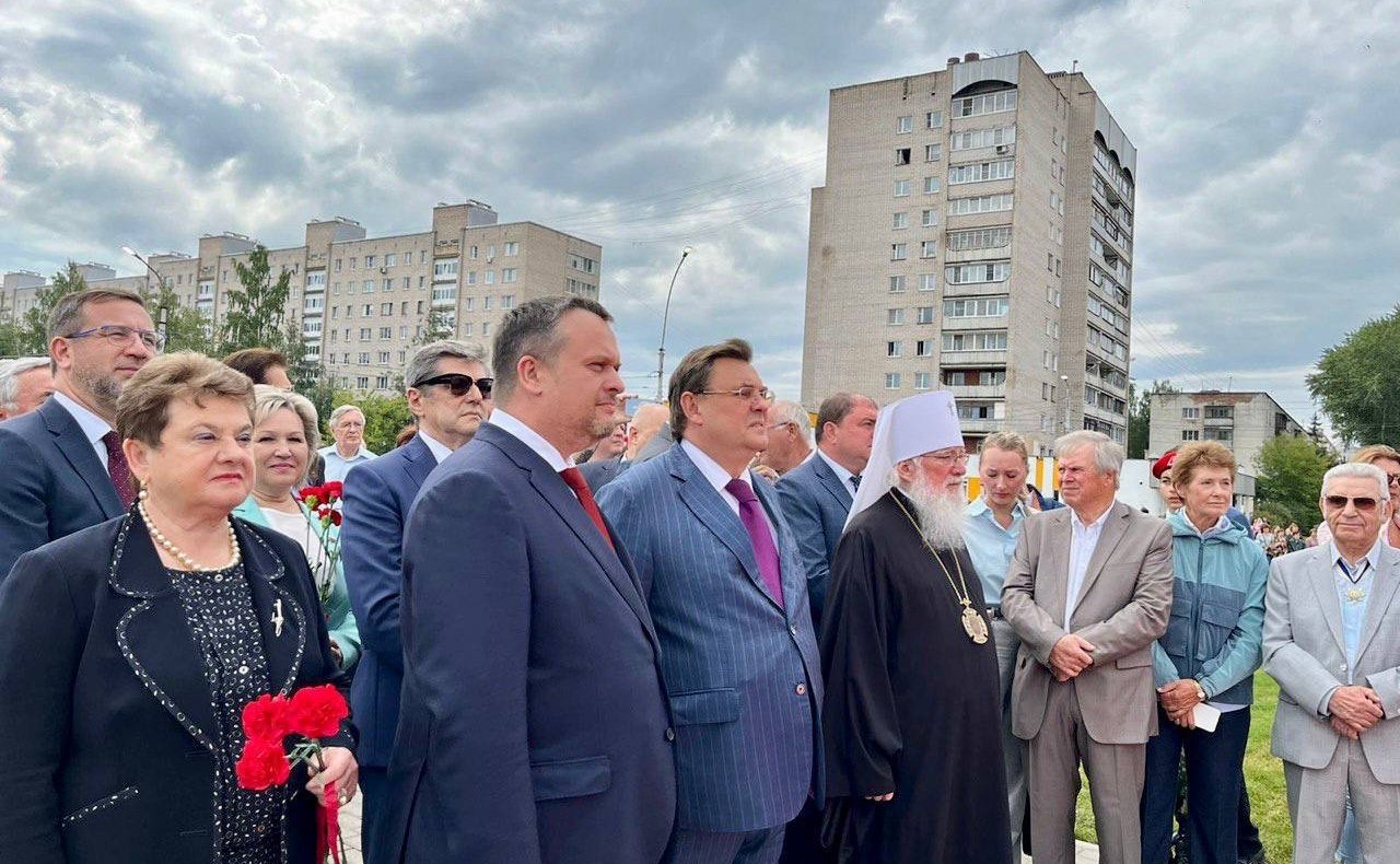 Николай Владимиров принял участие в открытии памятника Гавриилу Державину в Великом Новгороде