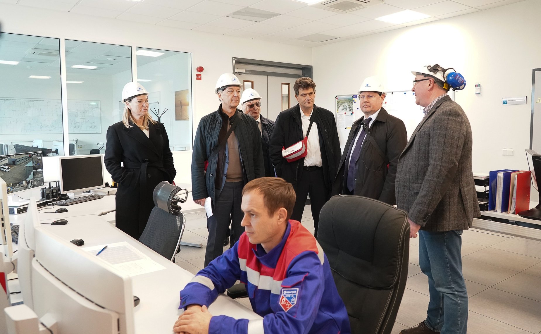 В г. Тольятти первый заместитель Председателя Совета Федерации Андрей Яцкин ознакомился с работой химической компании «КуйбышевАзот»