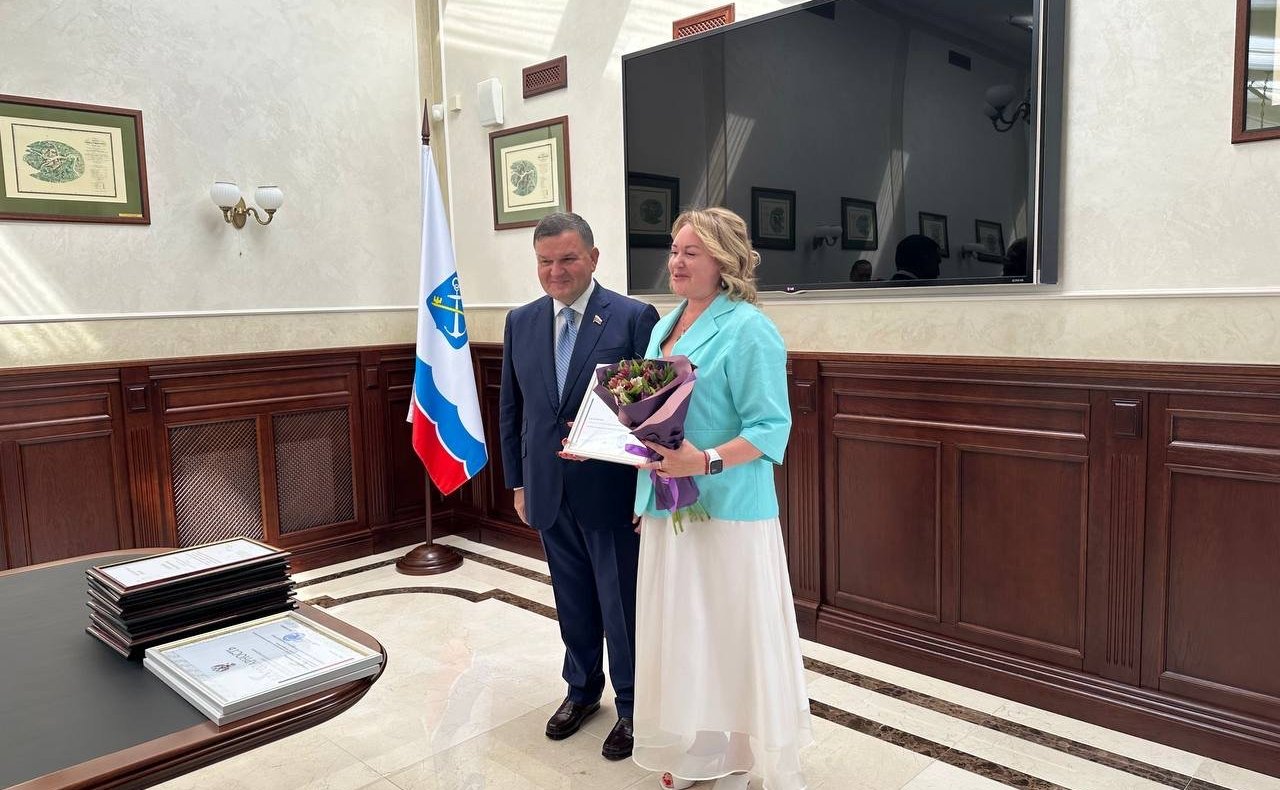 Сергей Перминов вручил награды СФ землякам в День Ленинградской области