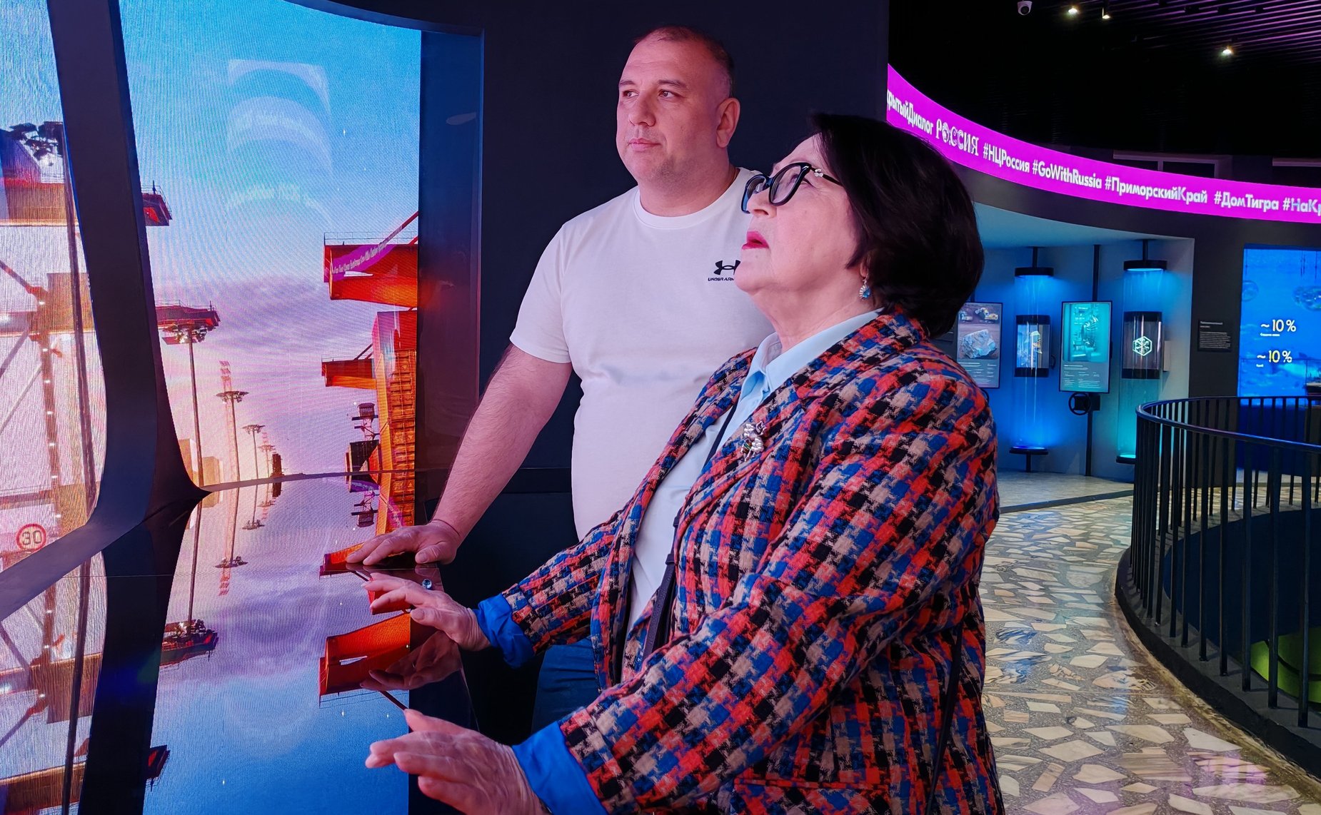 Людмила Талабаева в ходе рабочей поездки во Владивосток посетила Национальный центр «Россия»